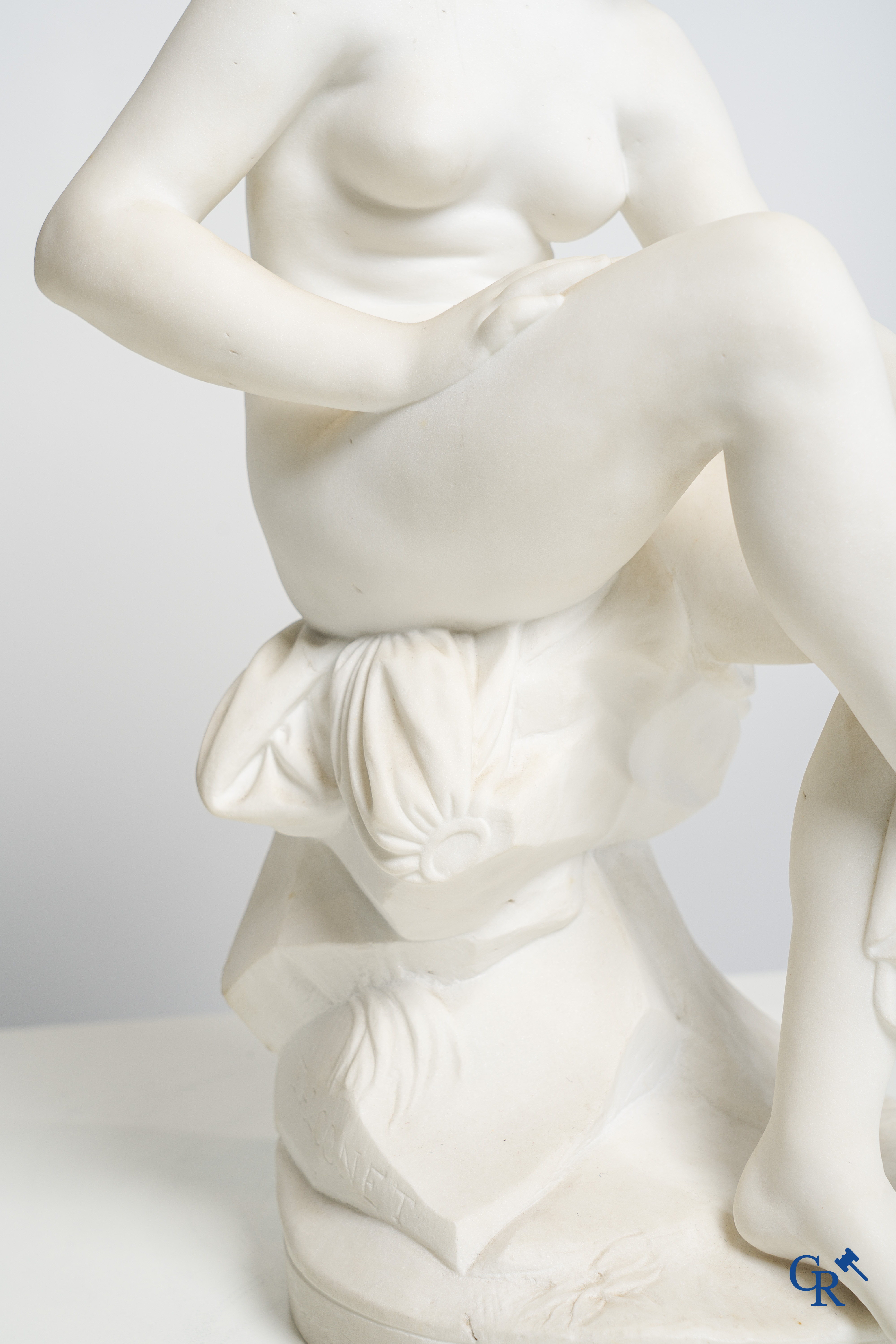 Falconet. Bathing Venus. Beautiful statue in Carrara marble after Etienne Maurice Falconet. Signed Falconet.