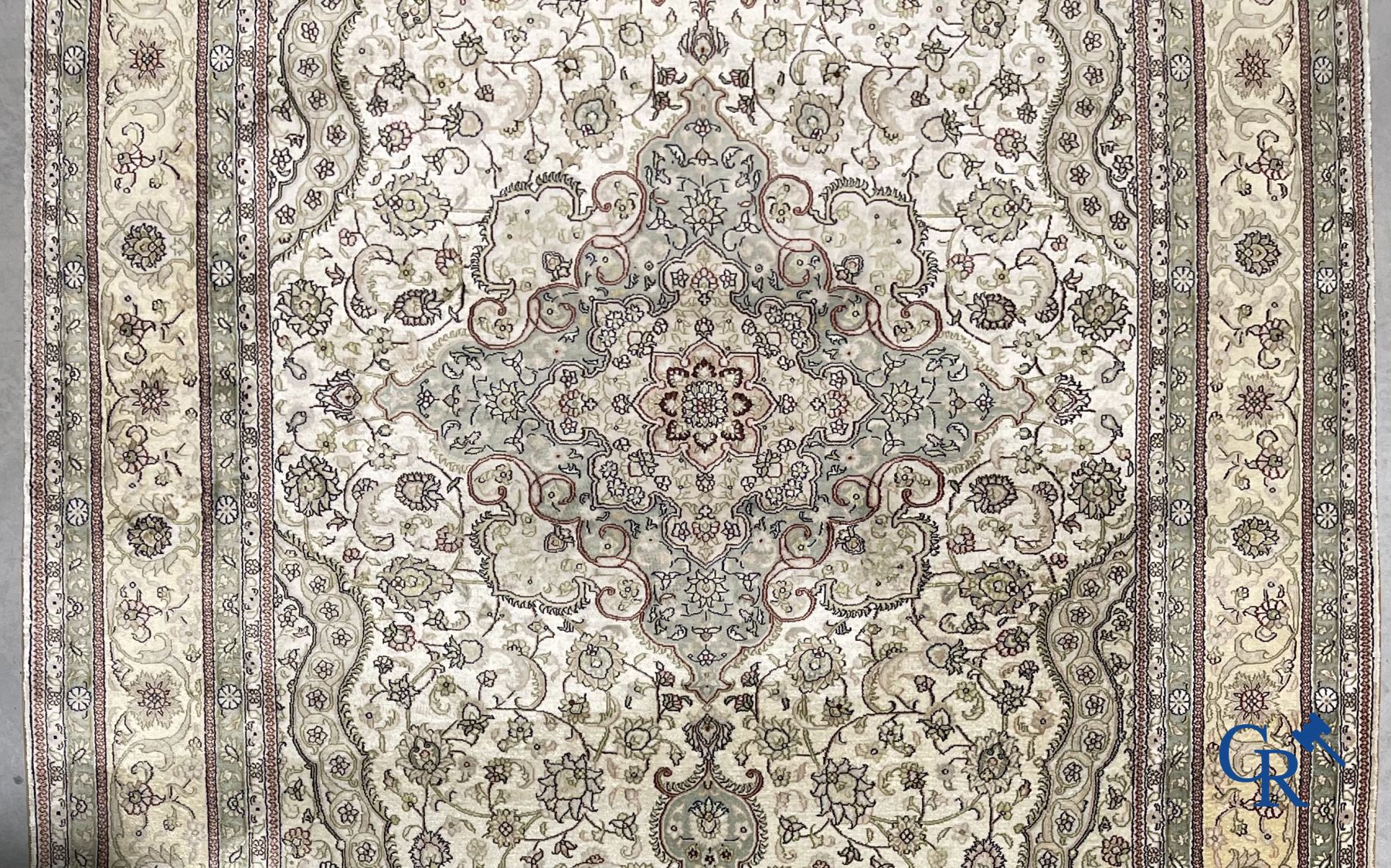 Oriental carpets: Hereke. Large carpet in silk.