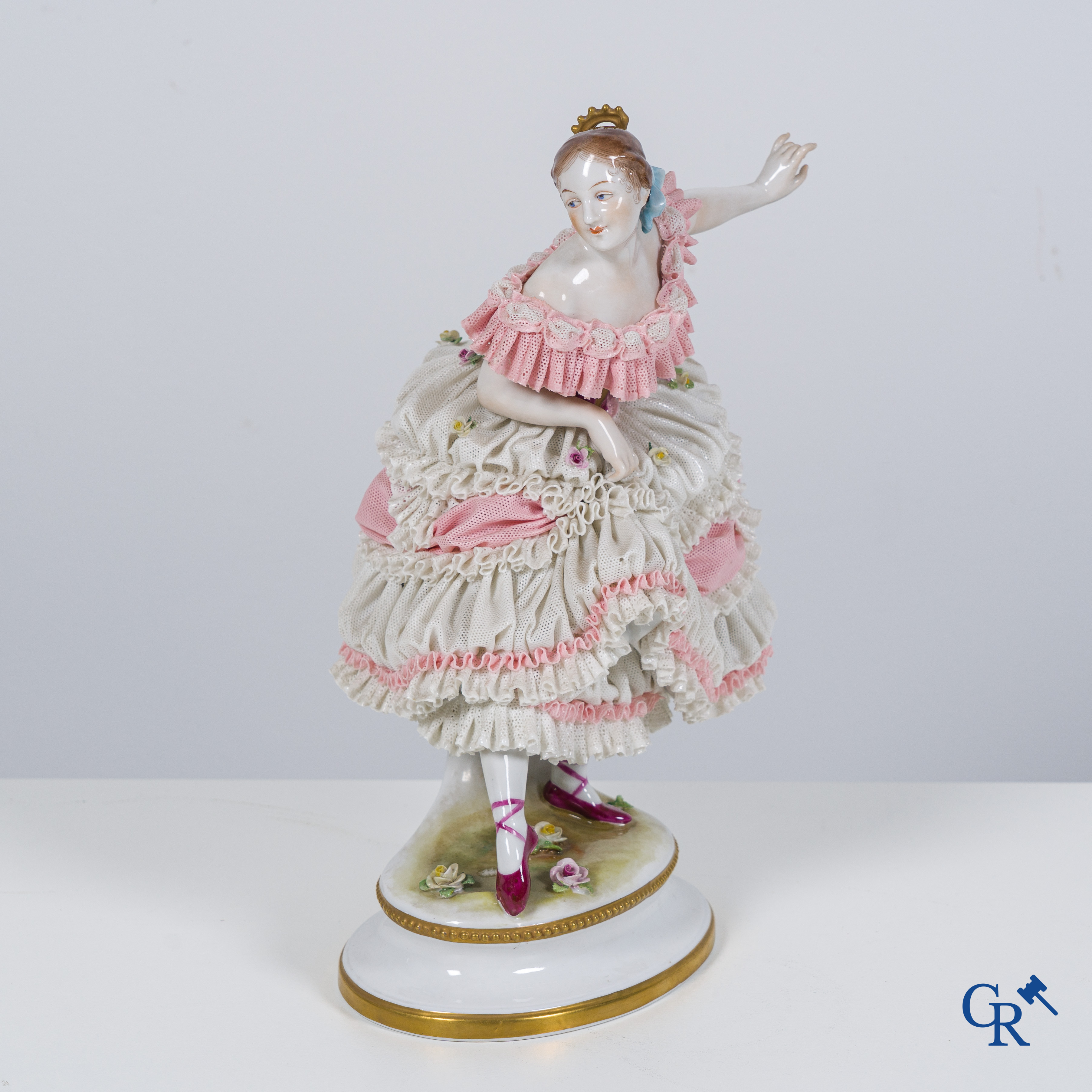 Volkstedt Rudolstadt: Large performance of a dancer in Art Deco style. Lace porcelain. Marked.