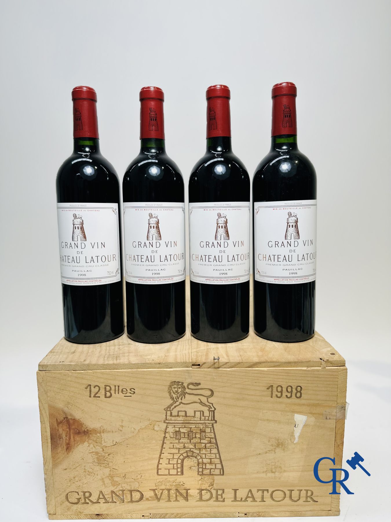 Wine - Bordeaux: Château Latour 1998, 0,75L. Rouge. 1er Grand Cru Classé. 12 bottles.