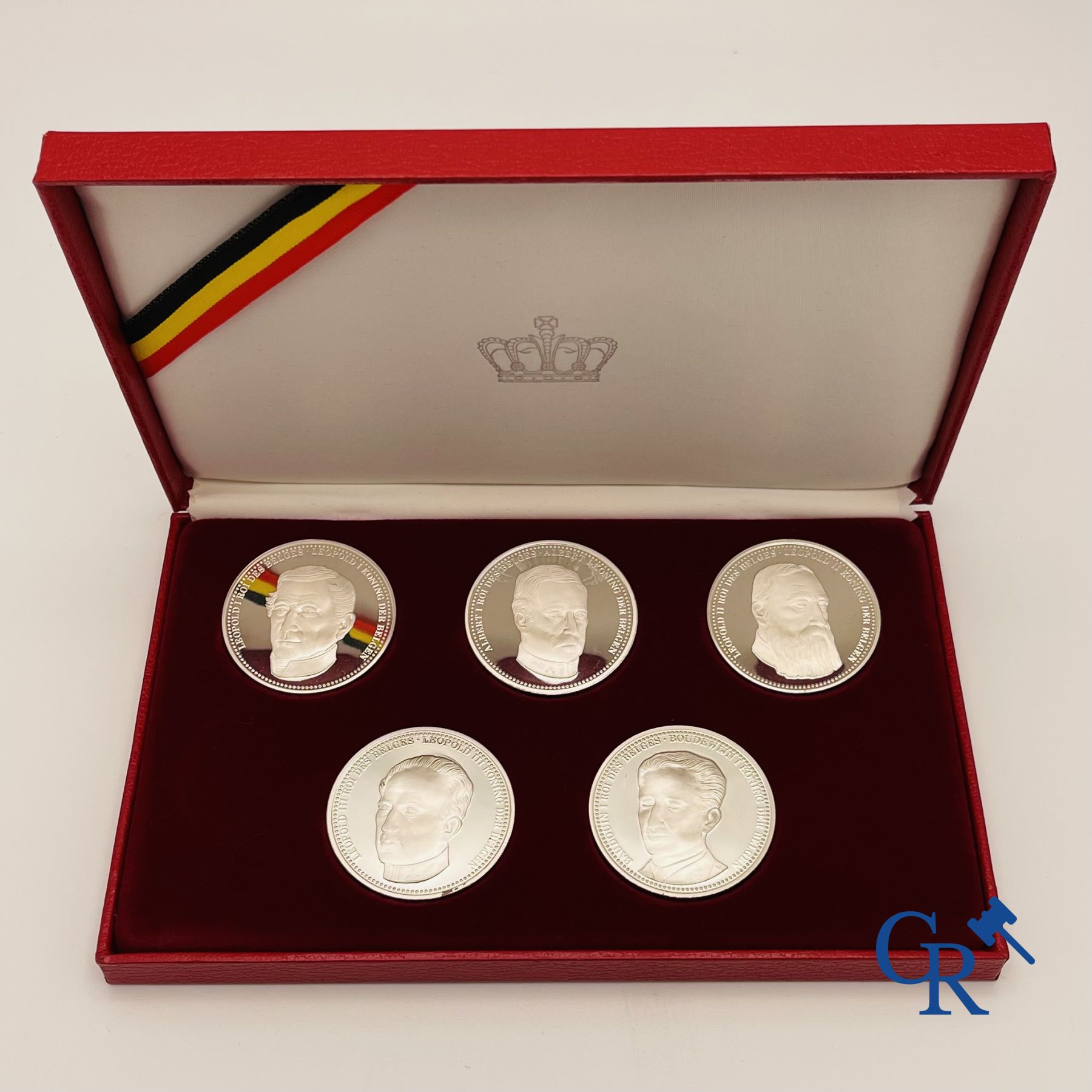 Sterling silver: Commemorative medals: 10 Portrait tokens of the kings and queens of Belgium.