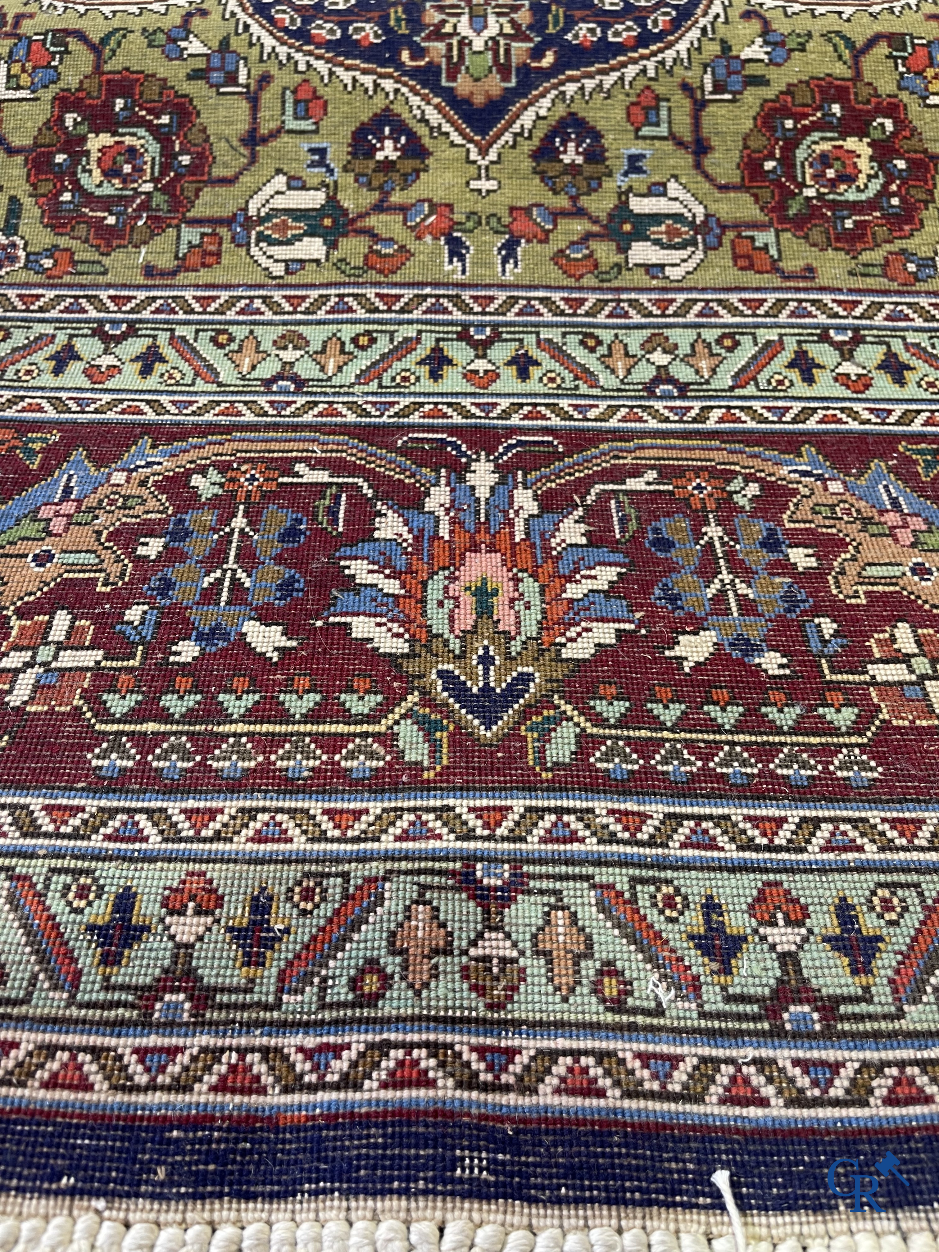 Tapis d'Orient: Tabriz Iran, tapis perse. Grand tapis noué à la main.