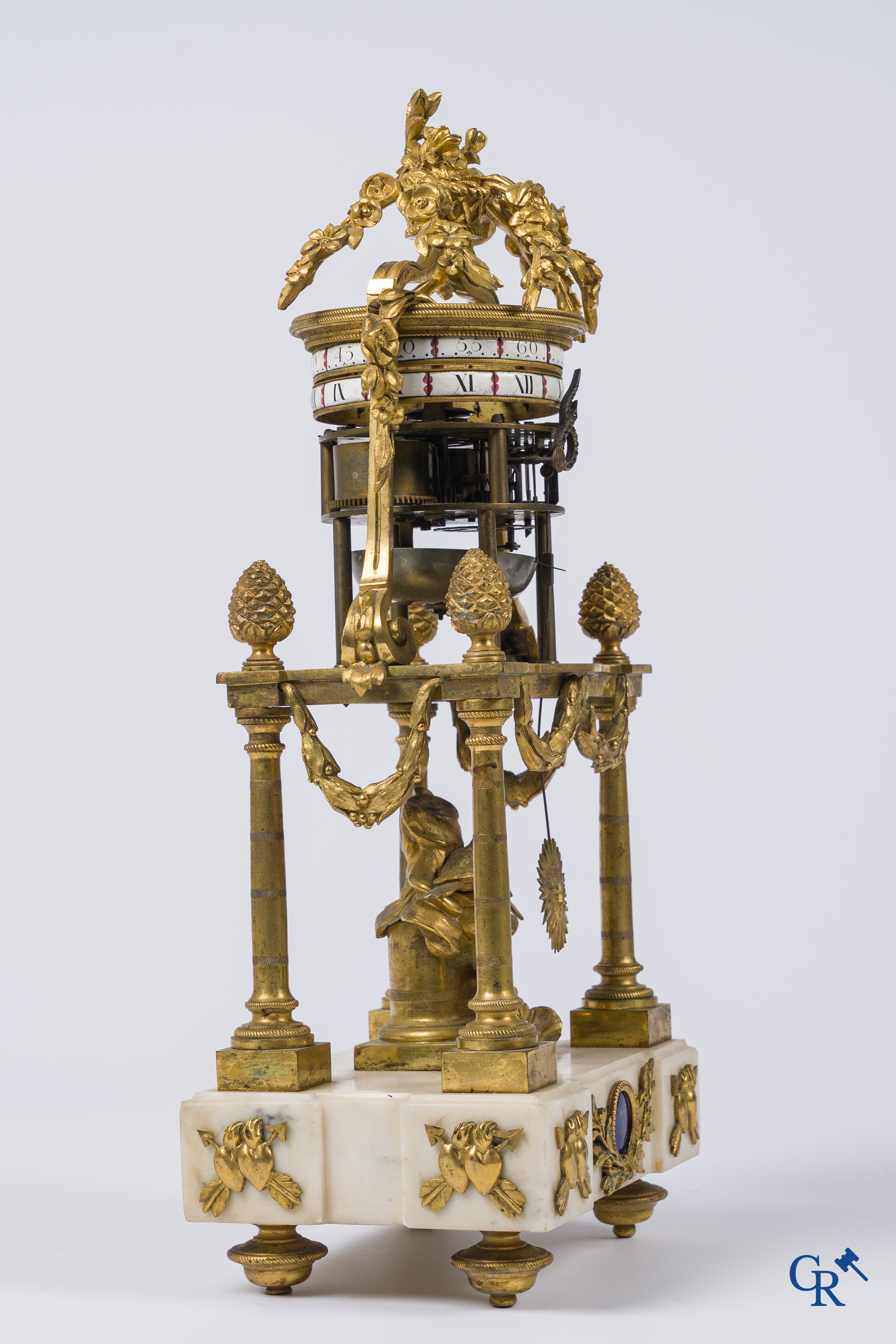 Jean-Antoine Lépine (1720-1814) Horloger du Roi à Paris. Pendule portique "Au temple de l'amour". LXVI-tijdperk.