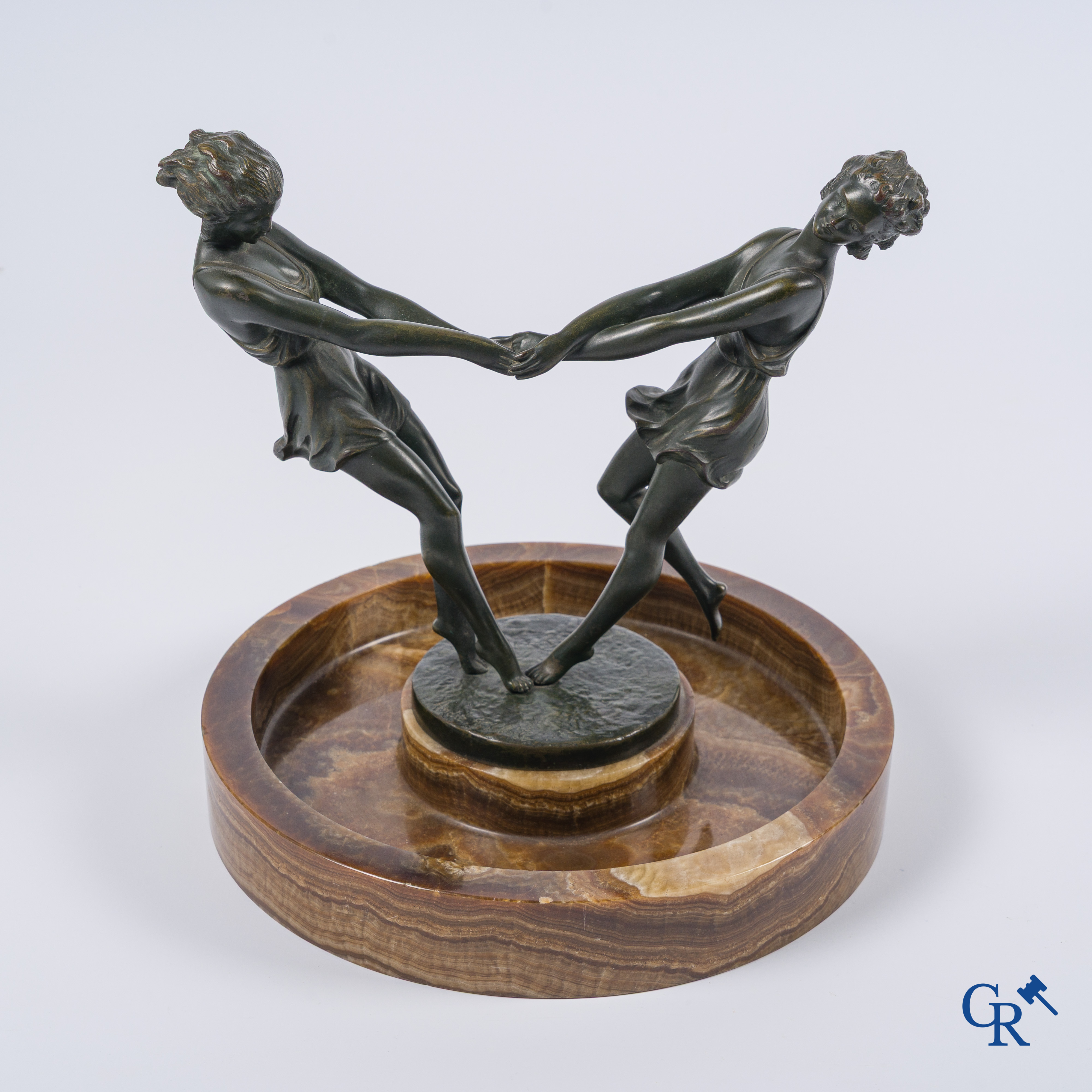 Art Deco, André Gilbert. Milieu de table in brons en onyx. Gieterij LN Paris JL. Circa 1930.