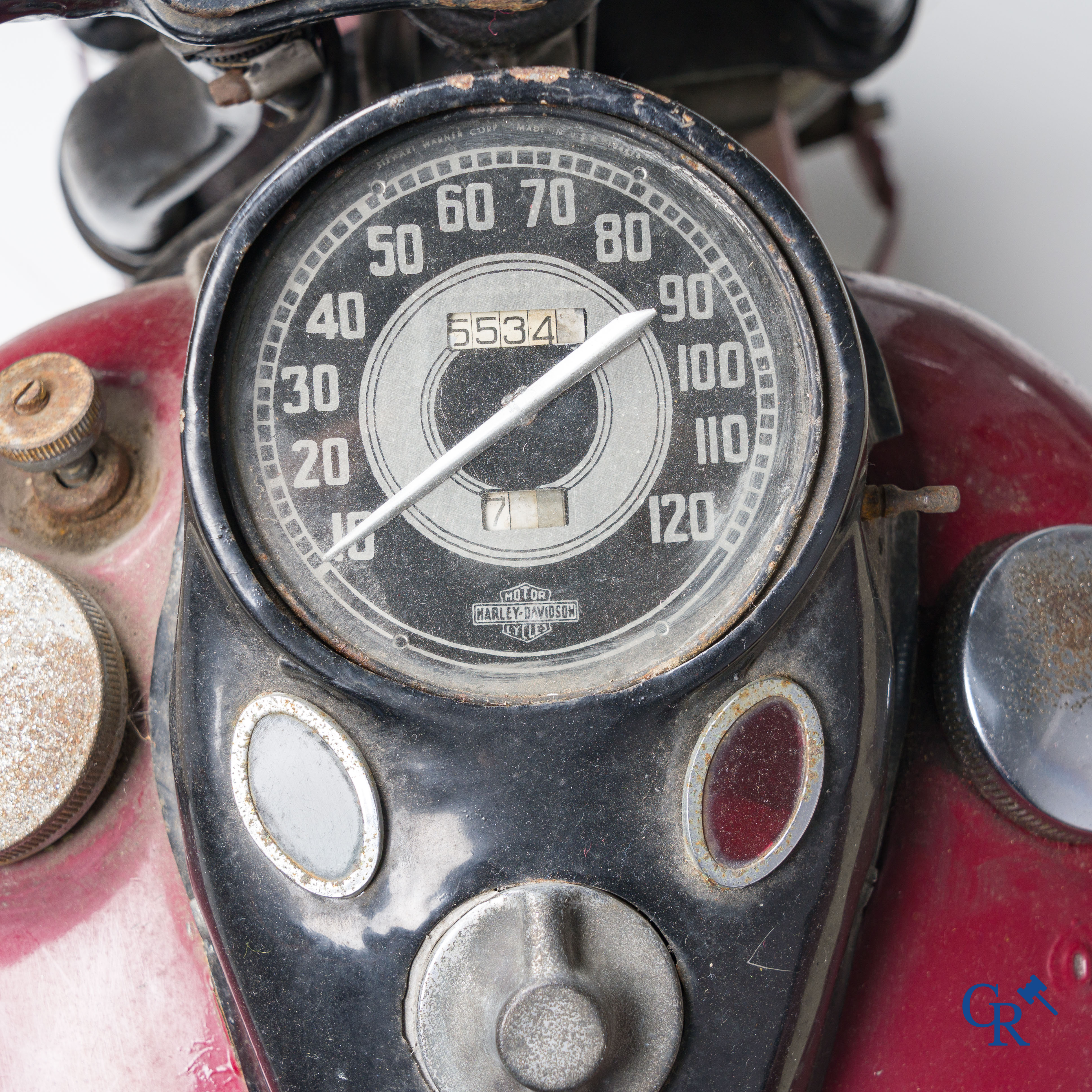 Harley Davidson, type WLA 750cc, circa 1940. Met zijspan uit latere periode. (schuurvondst)