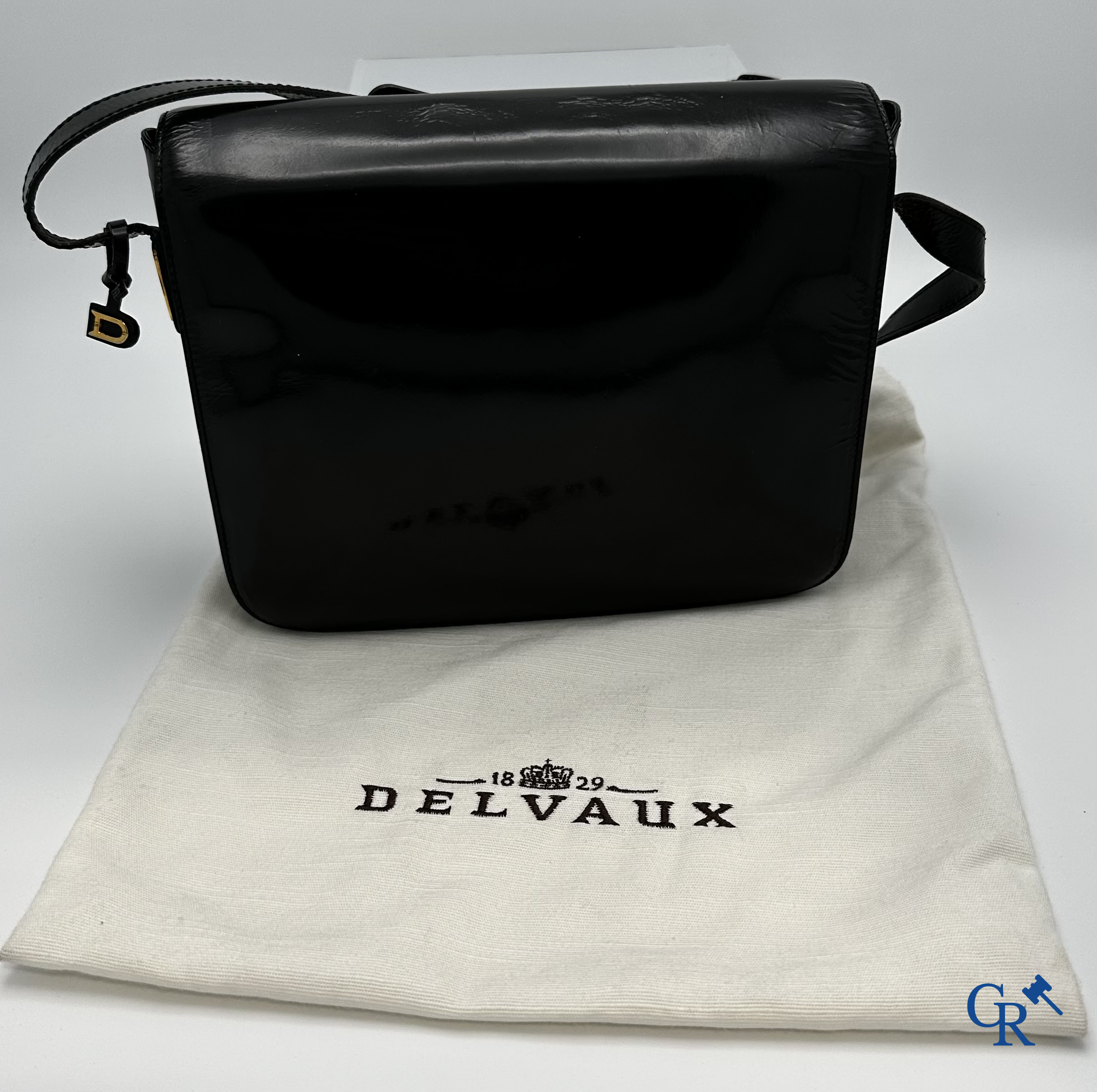 Delvaux: Handtas in zwart leder.