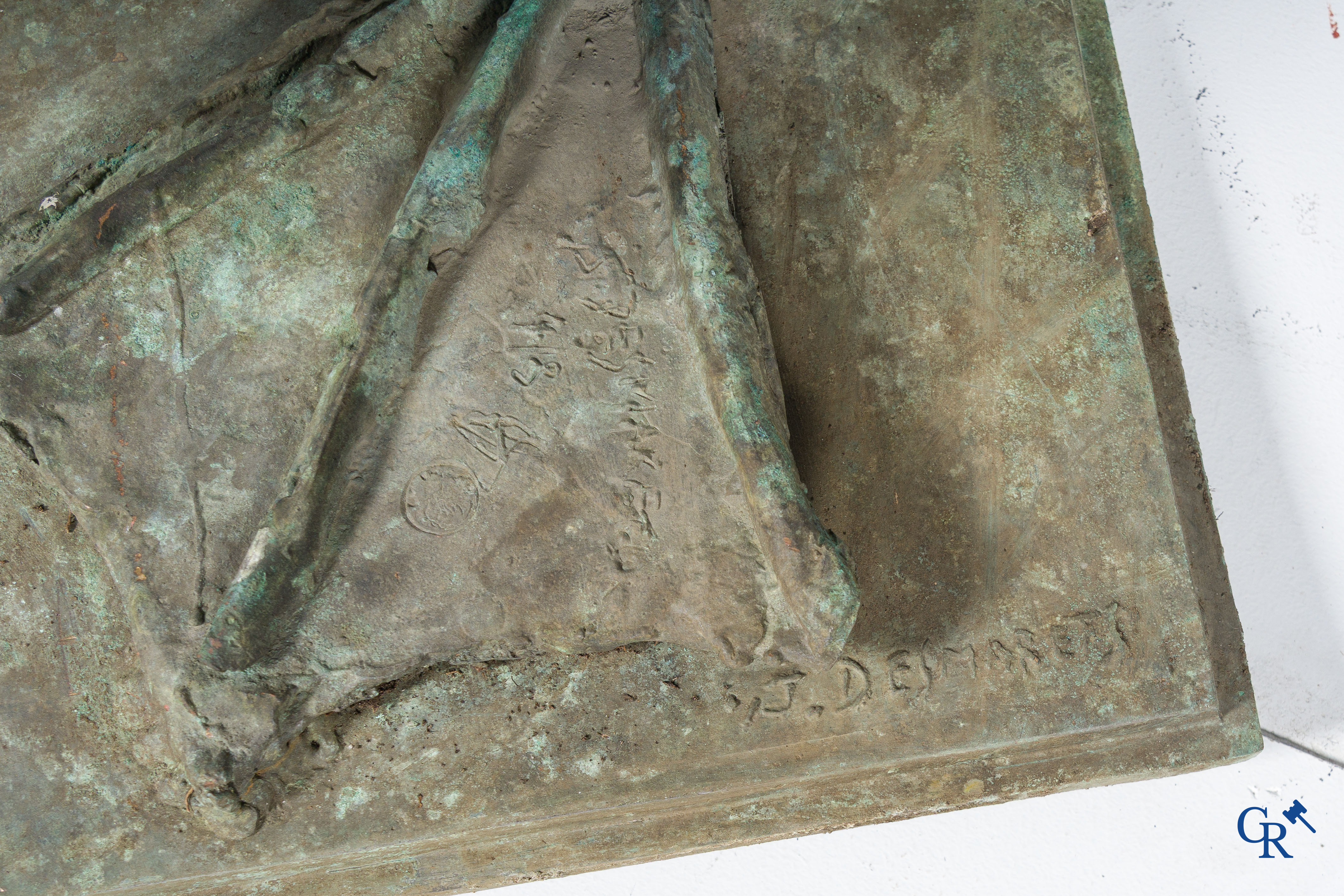 Jan Desmarets (1961) (*) Brons, Een imposante gans en een reiger in gepatineerd brons. Gesigneerd.