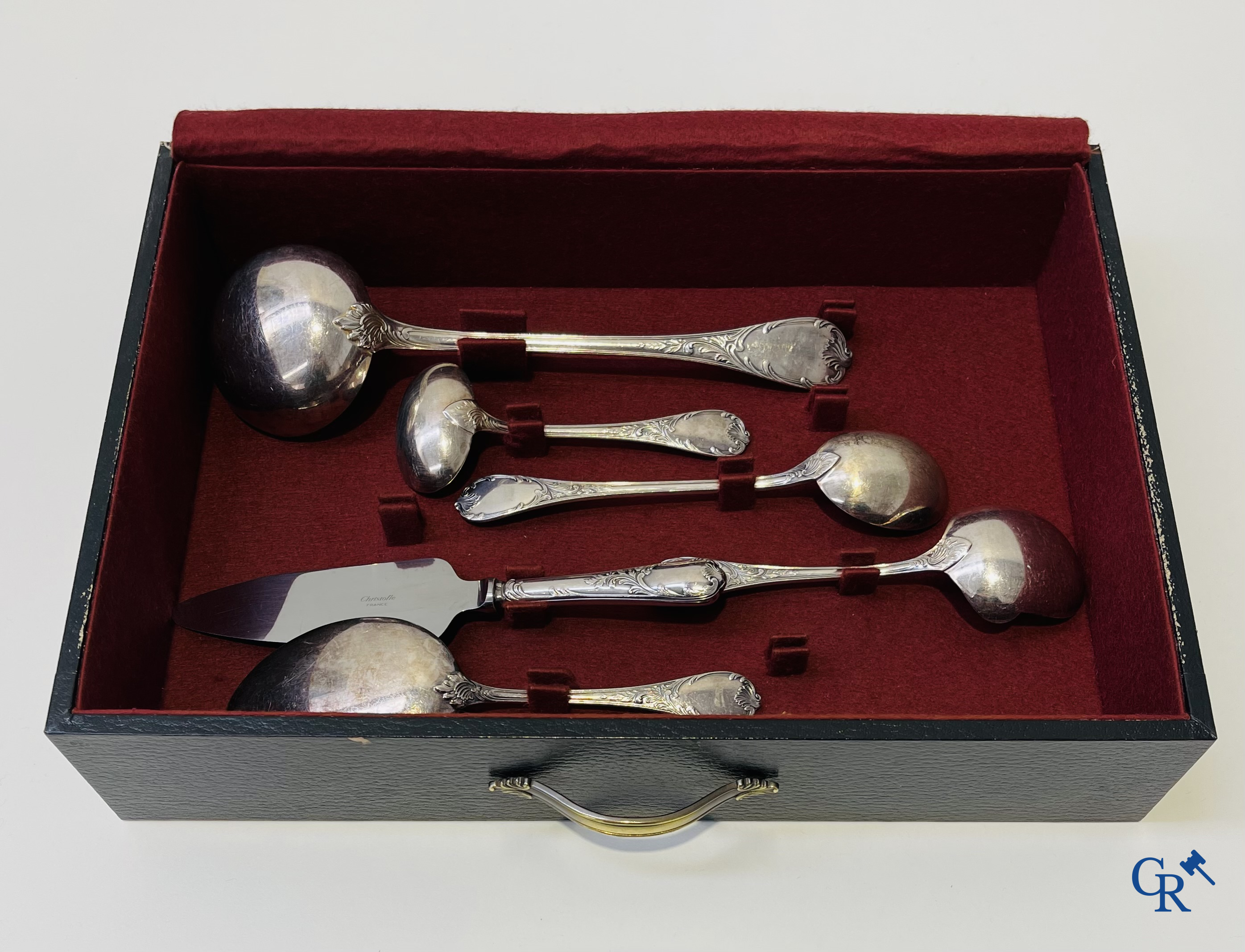 Christofle. Large lot of various silver-plated cutlery including Christofle.