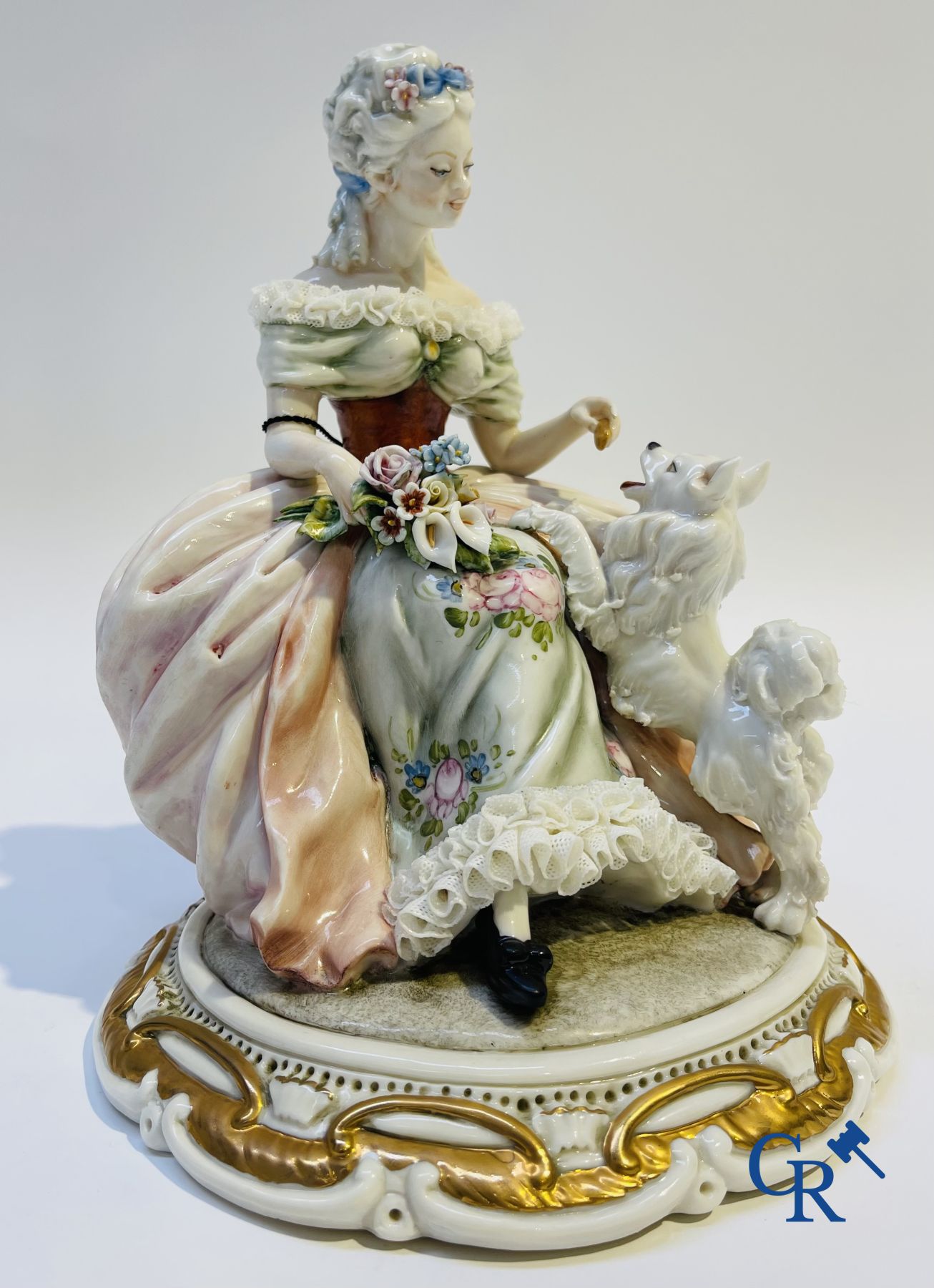 Porcelain: Capodimonte: 2 groups in Italian porcelain with lace.