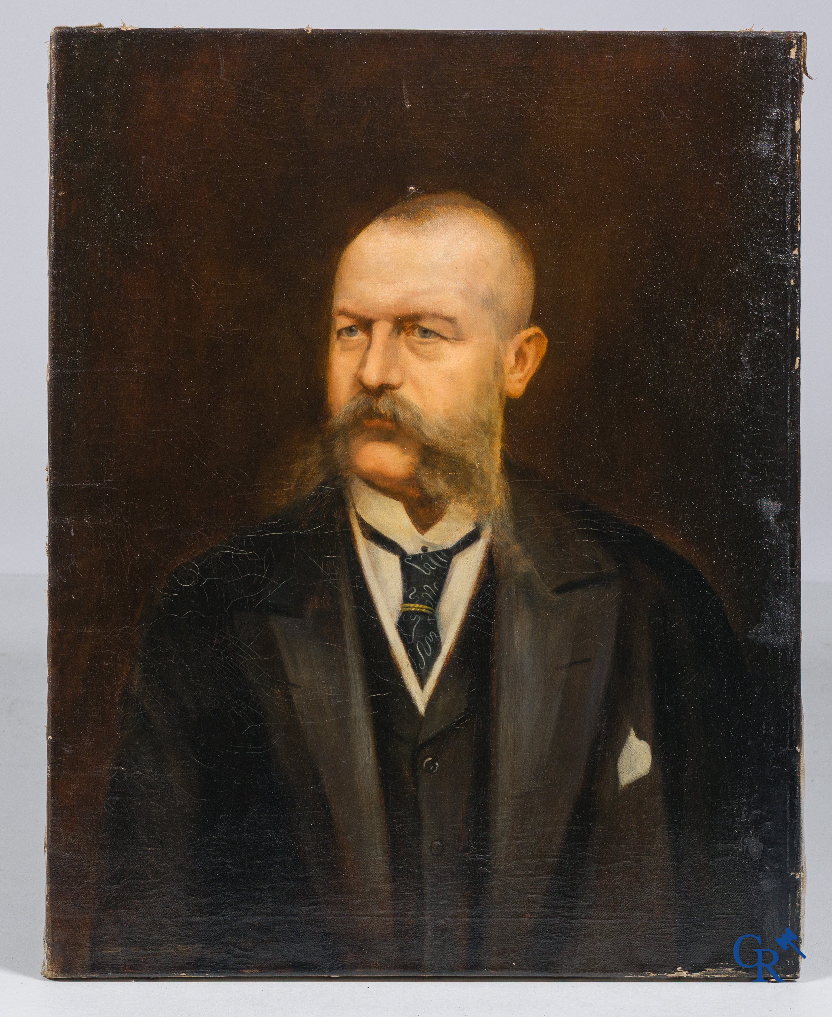 Un lot de 2 portraits. Huile sur toile. XIXe siècle.