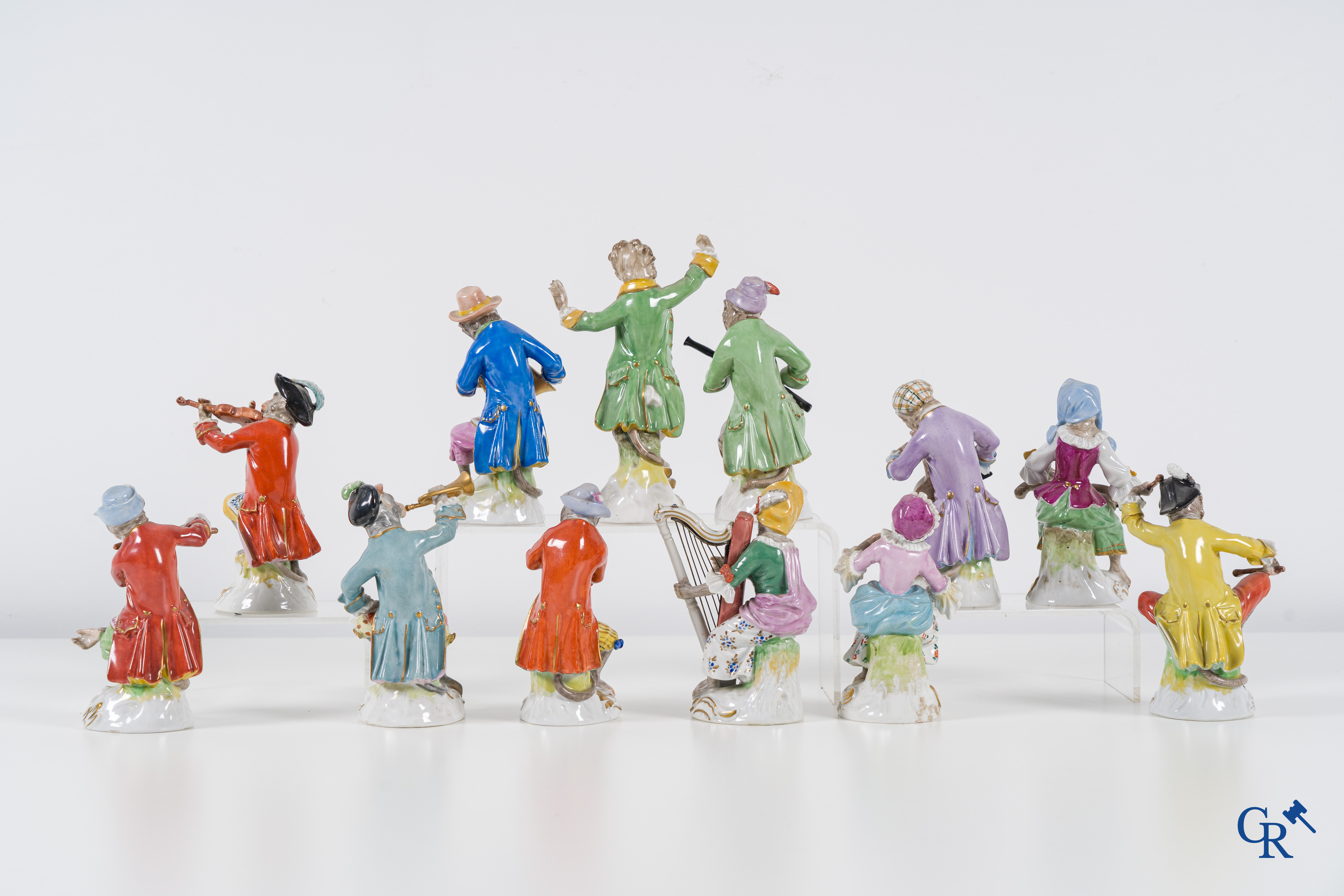 European porcelain: A 12-piece monkey orchestra in Dresden porcelain. Marked.