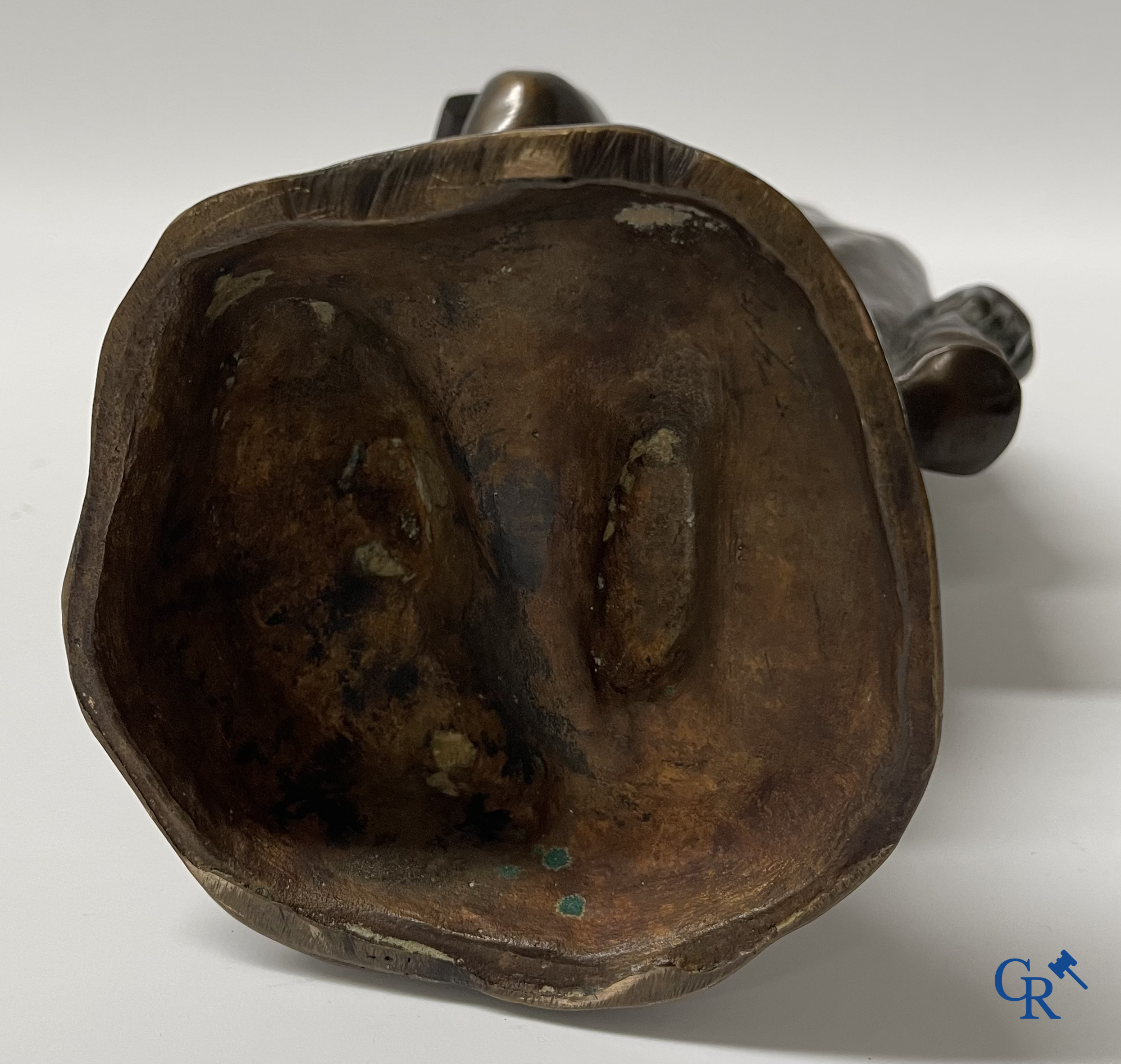 Constantin Emile Meunier (1831-1905) (d'après) Une paire de statues en bronze à patine brune, "Le Mineur" et "Le débardeur".