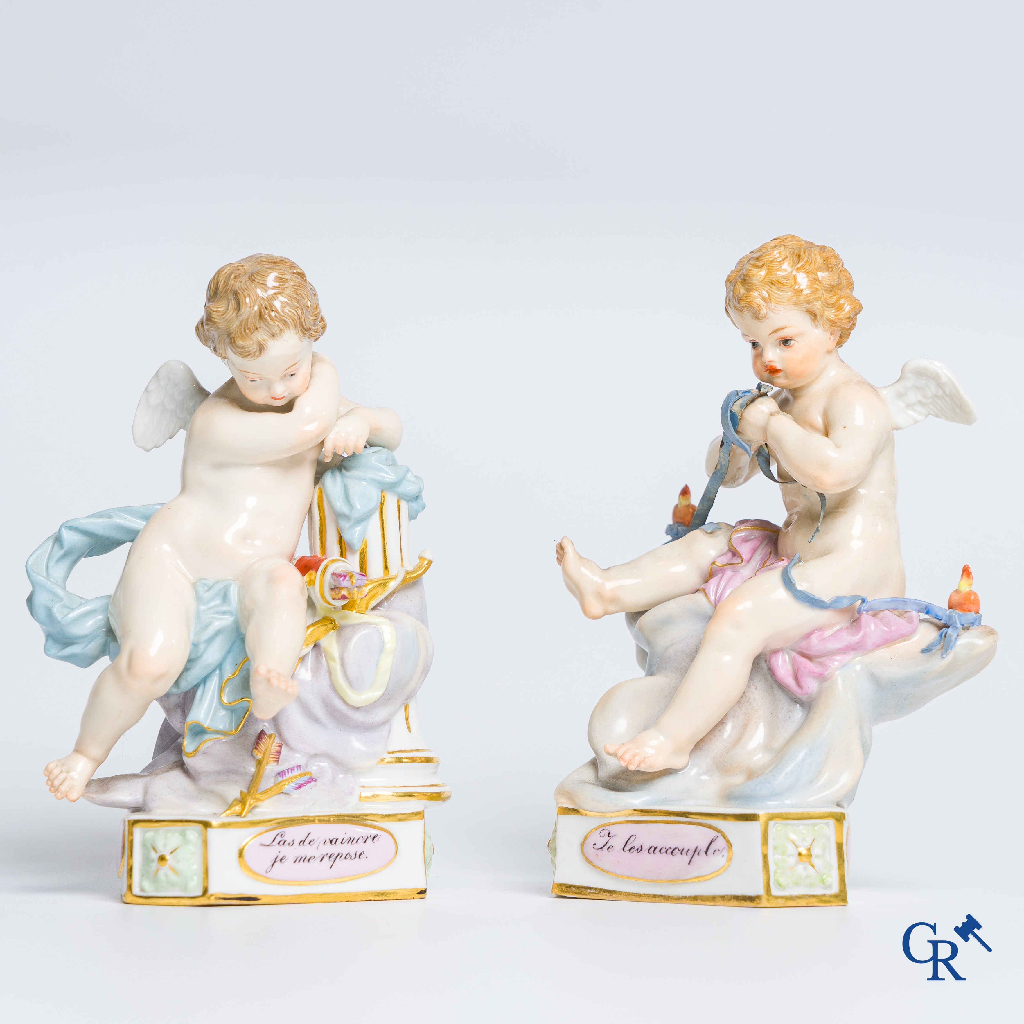 Meissen: Pair of figures in Meissen porcelain.