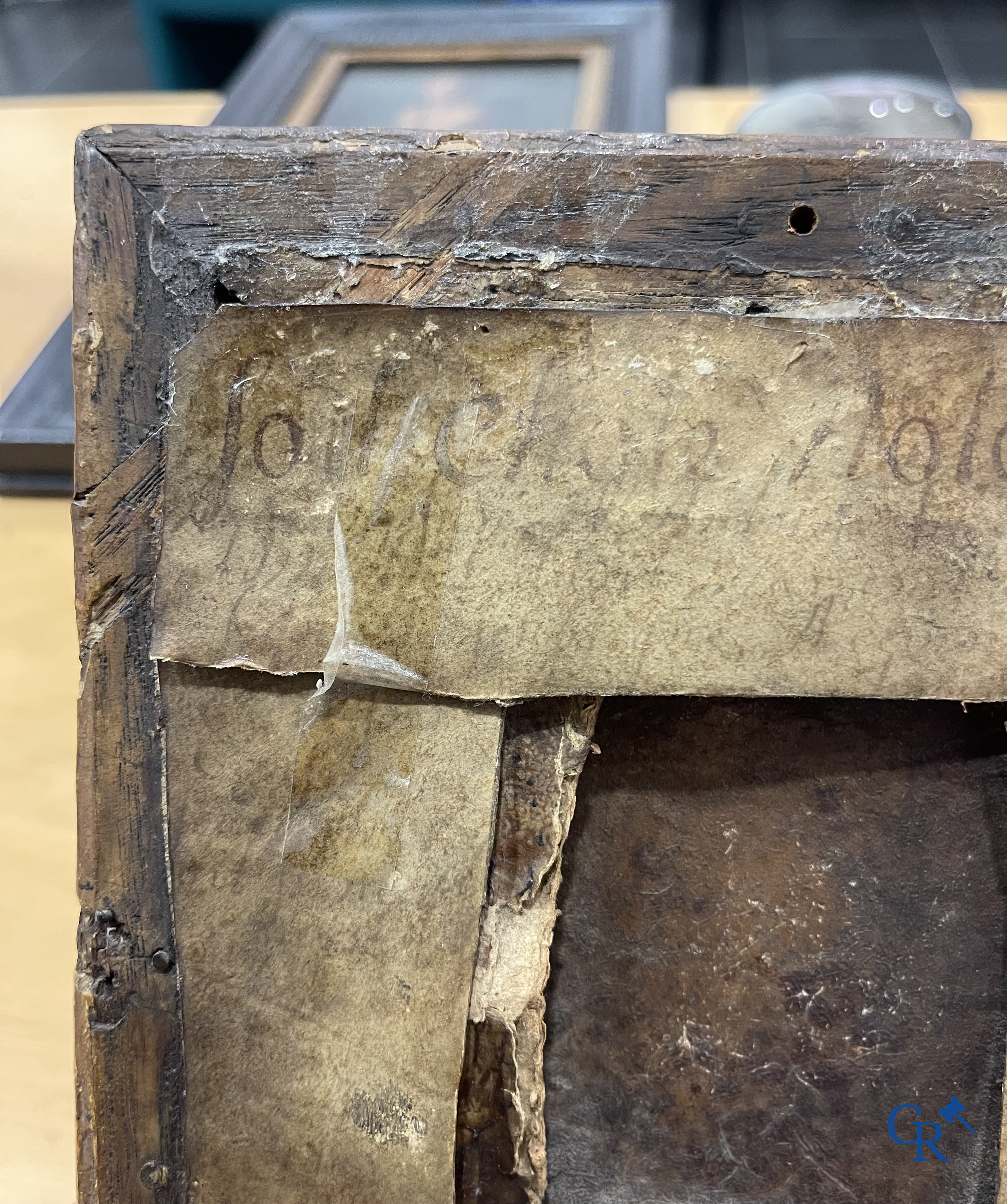 Madonna met kind. Frankrijk XVe-XVIe eeuw. Hoogstwaarschijnlijk Limoges, omgeving van de familie Pénicaud.