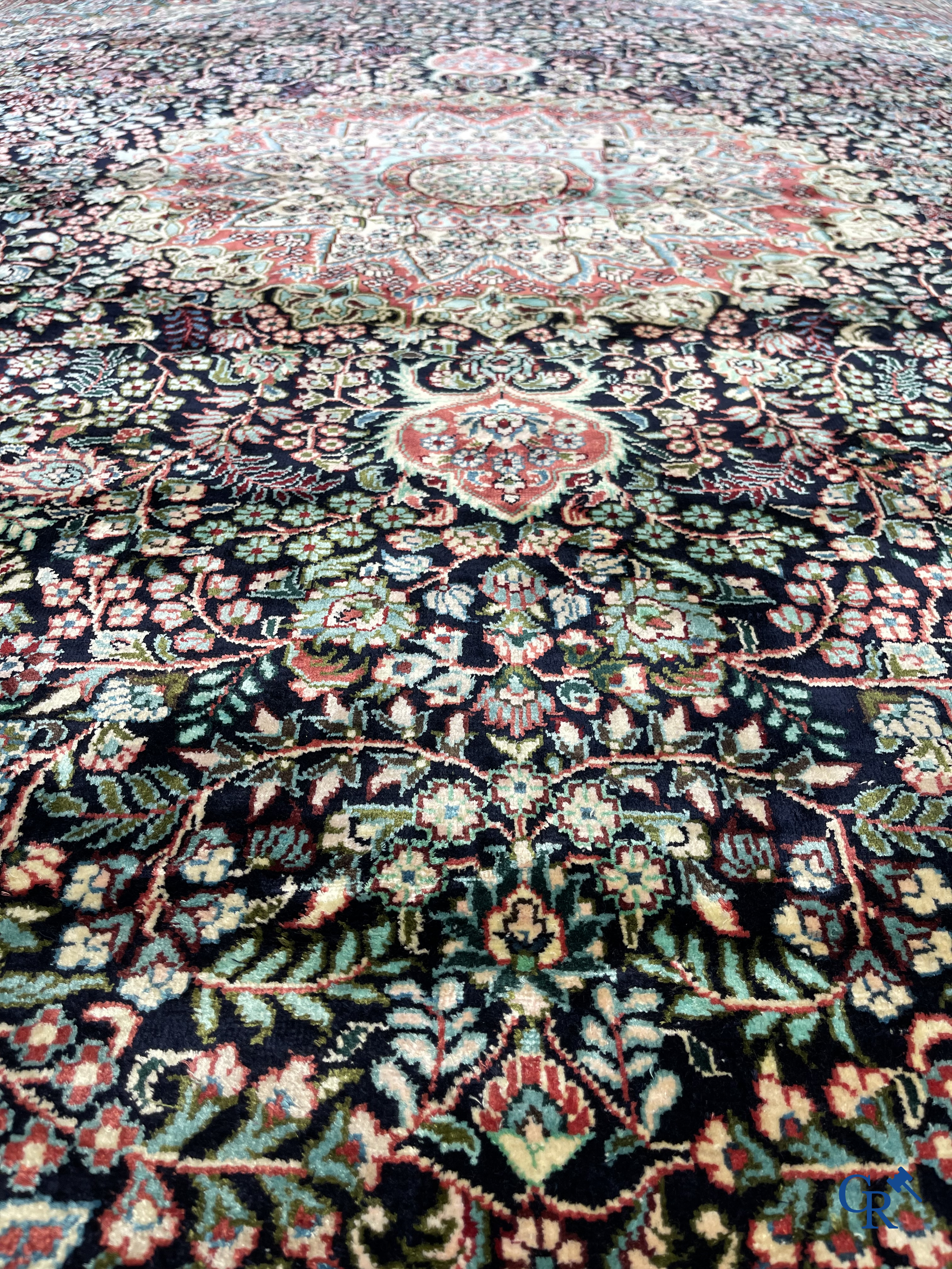 Oriental carpets: Ghoum, an exceptional hand-knotted carpet in wool and silk.