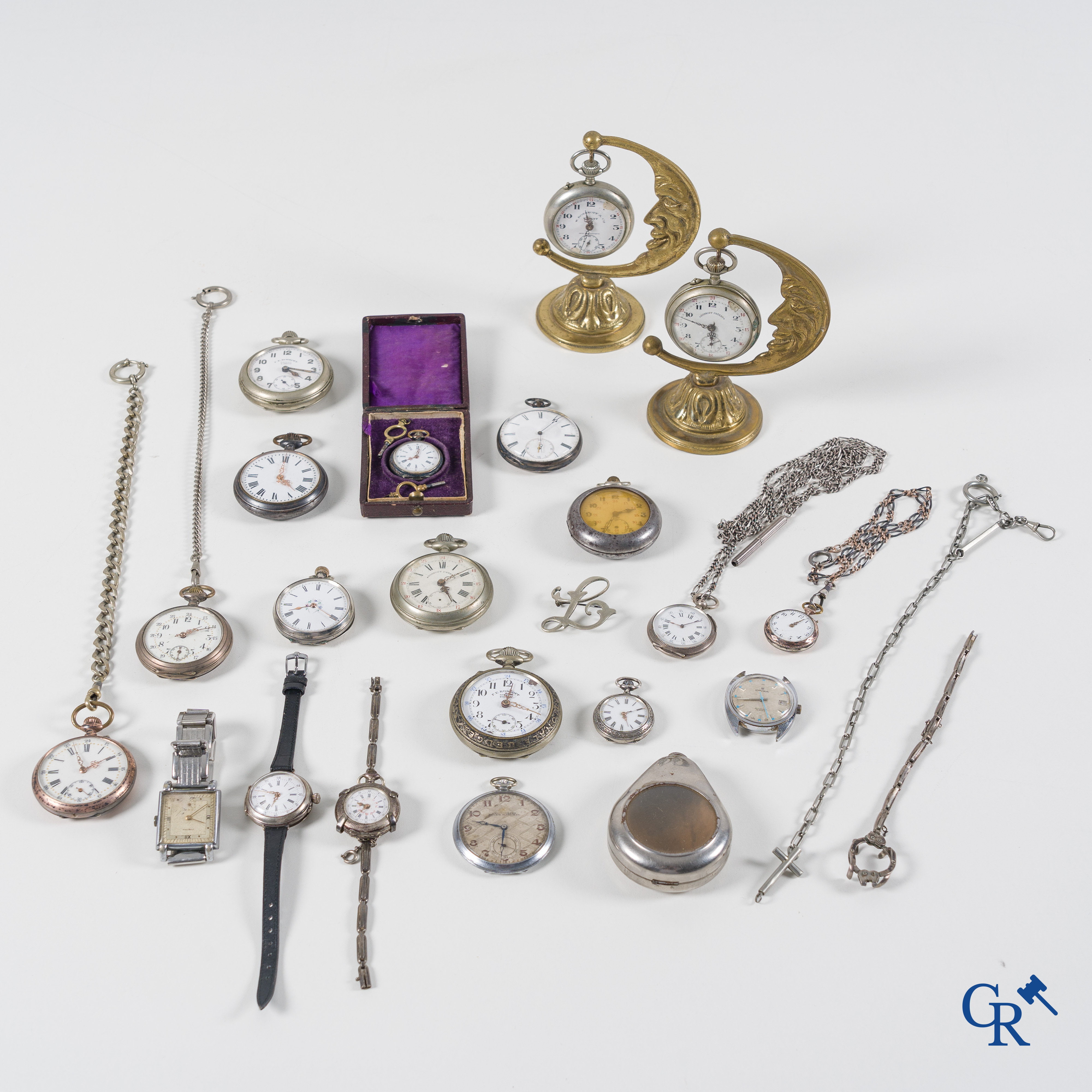 Watches: 2 men's wristwatches and a large number of pocket watches and accessories. Some in silver.