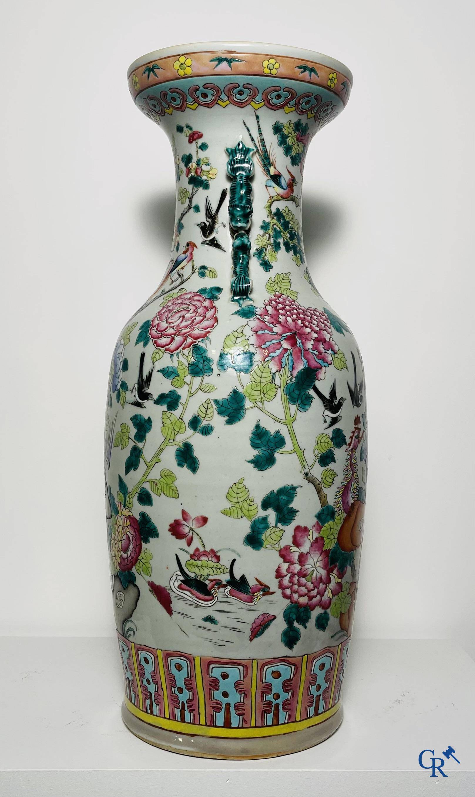 Asian Art: Vase in Chinese famille rose porcelain with decor of birds and peonies. 19th century.