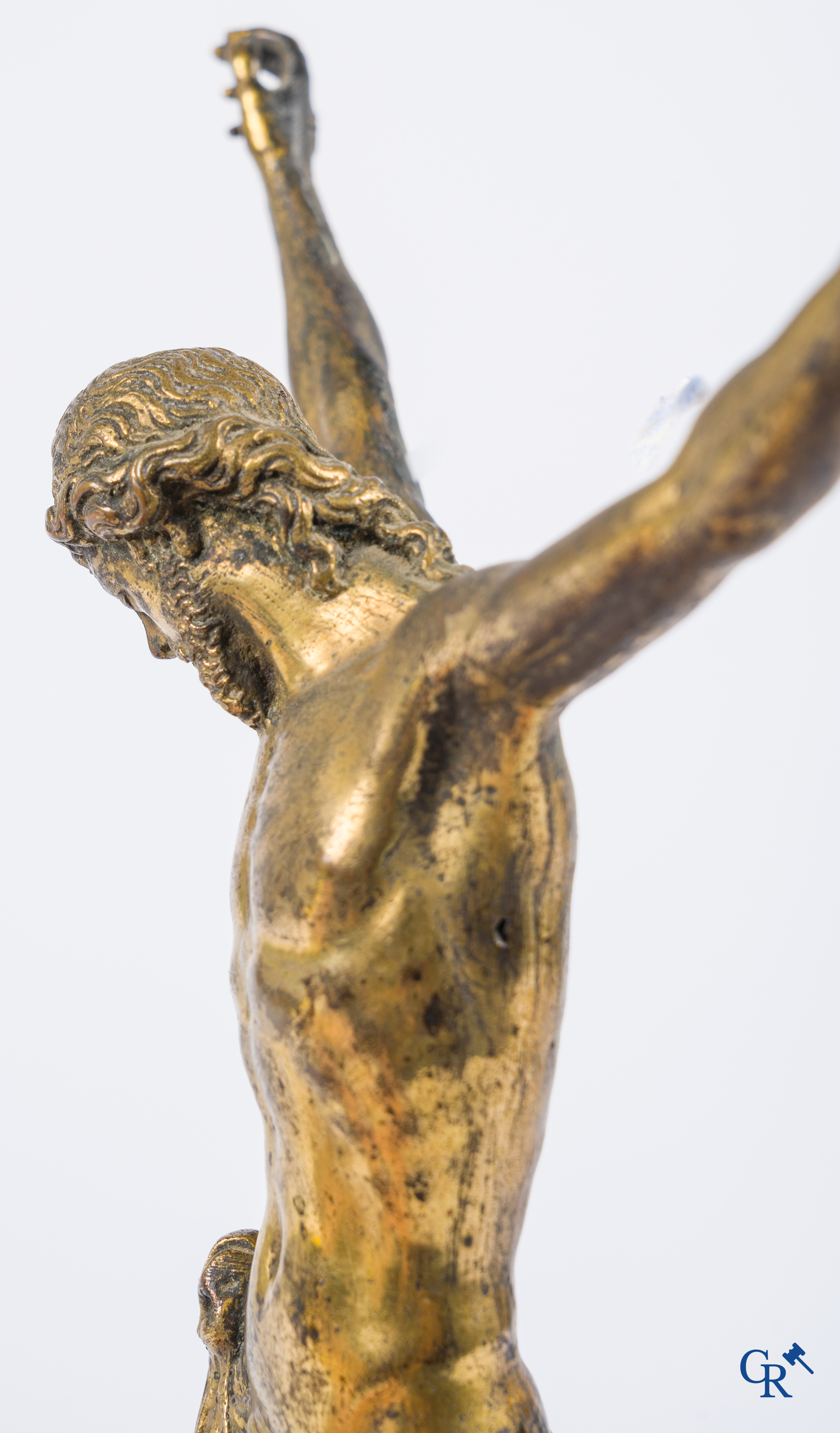 Grote voorstelling in verguld brons van Christus. 17e-18e eeuw.