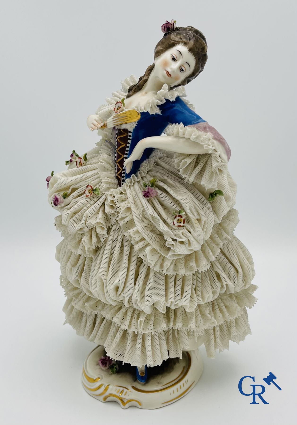 Volkstedt Rudolstadt: 3 danseuses en porcelaine fine, lace porcelain.