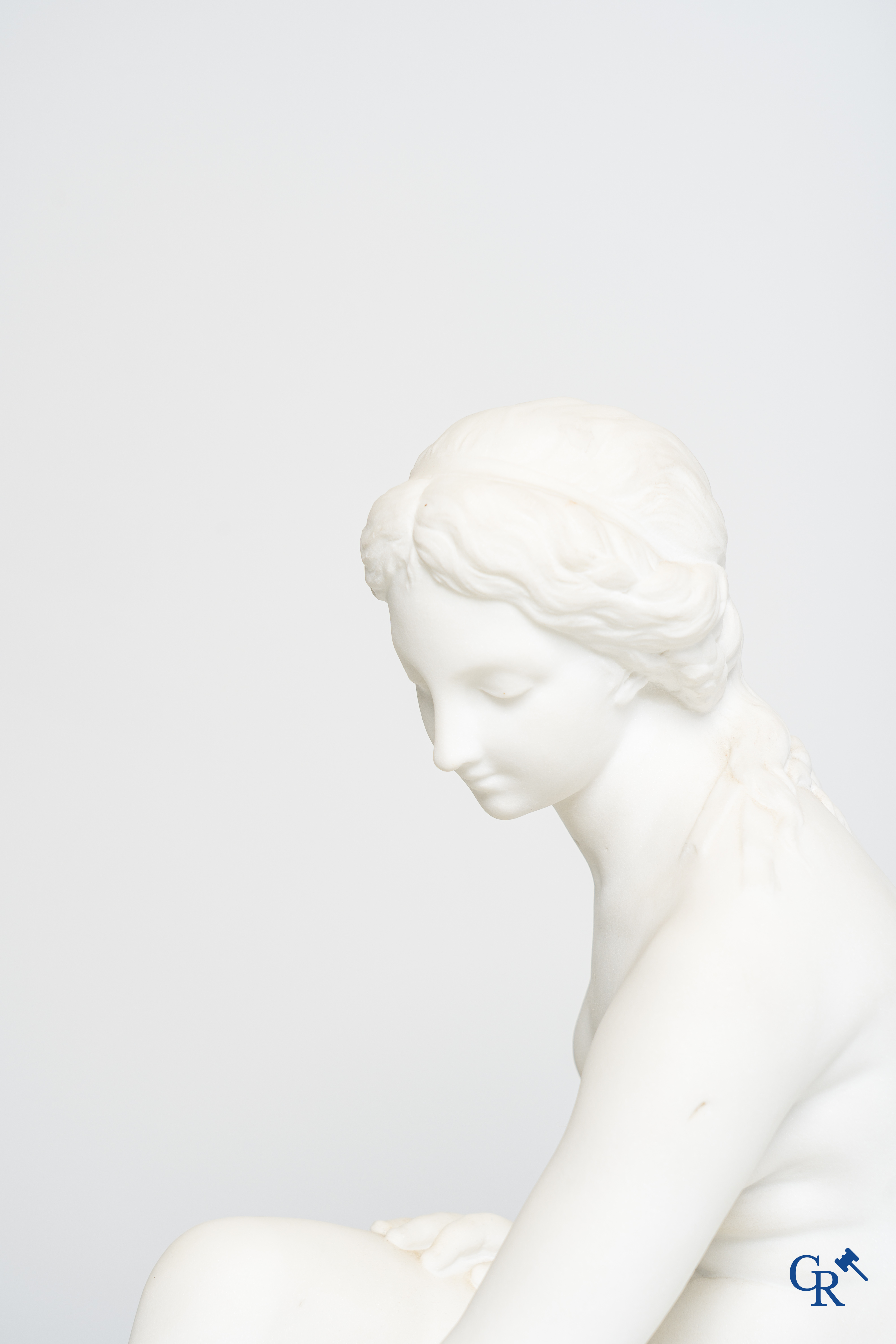 Falconet. Bathing Venus. Beautiful statue in Carrara marble after Etienne Maurice Falconet. Signed Falconet.