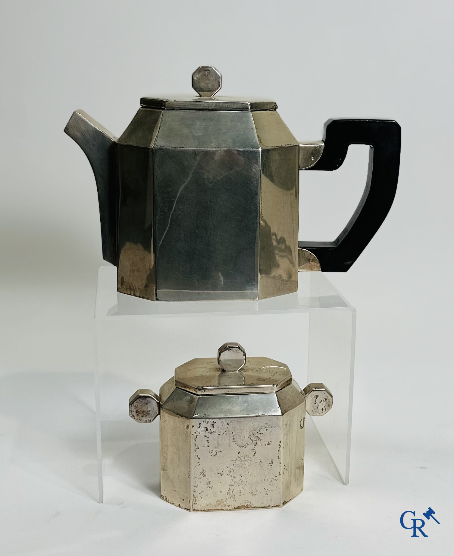 Zilver: Art deco koffie- en theeservies in zilver (800°/00)