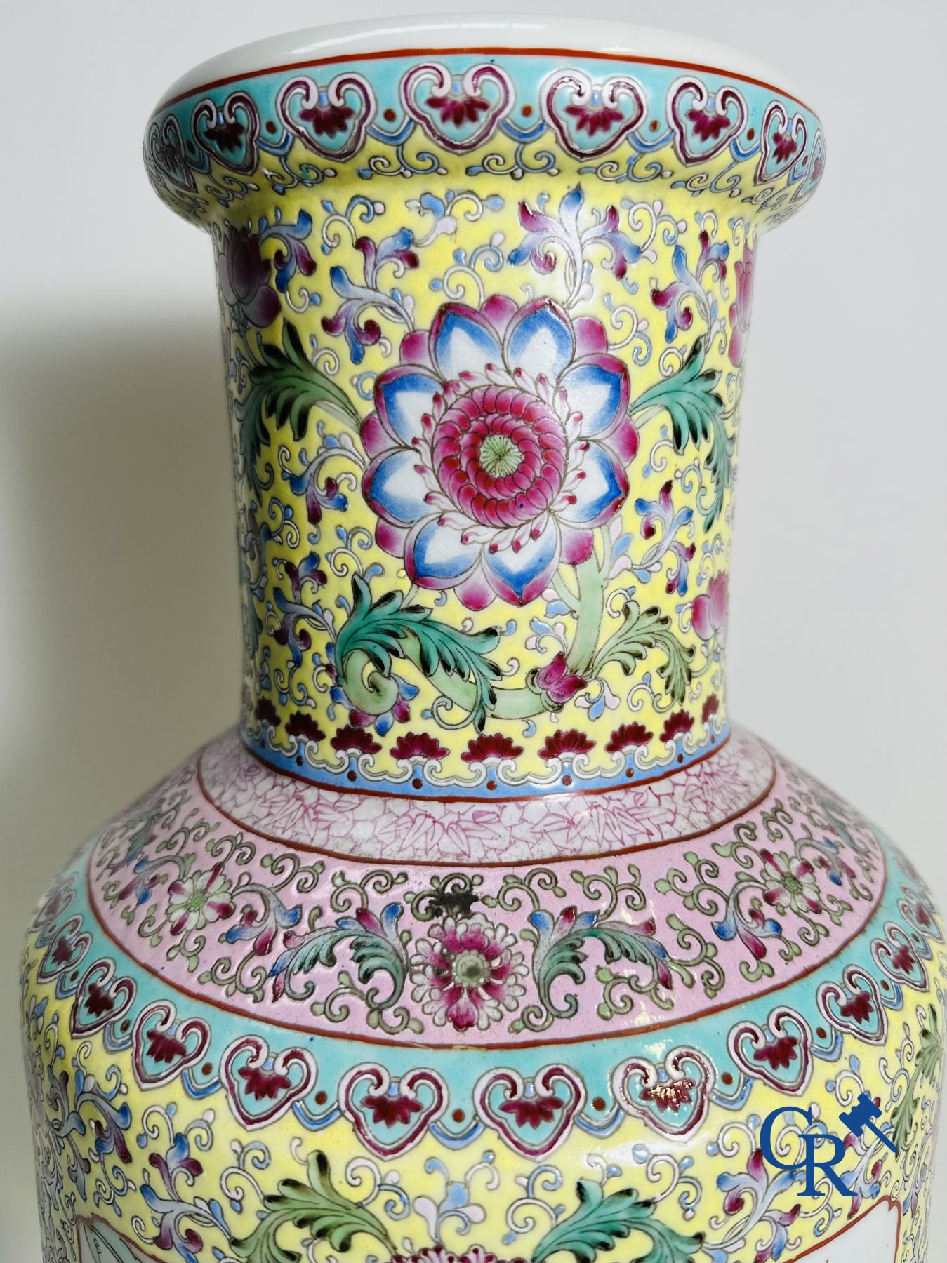 Chinese Porcelain: Large Chinese vase with a double decor. 20th century.