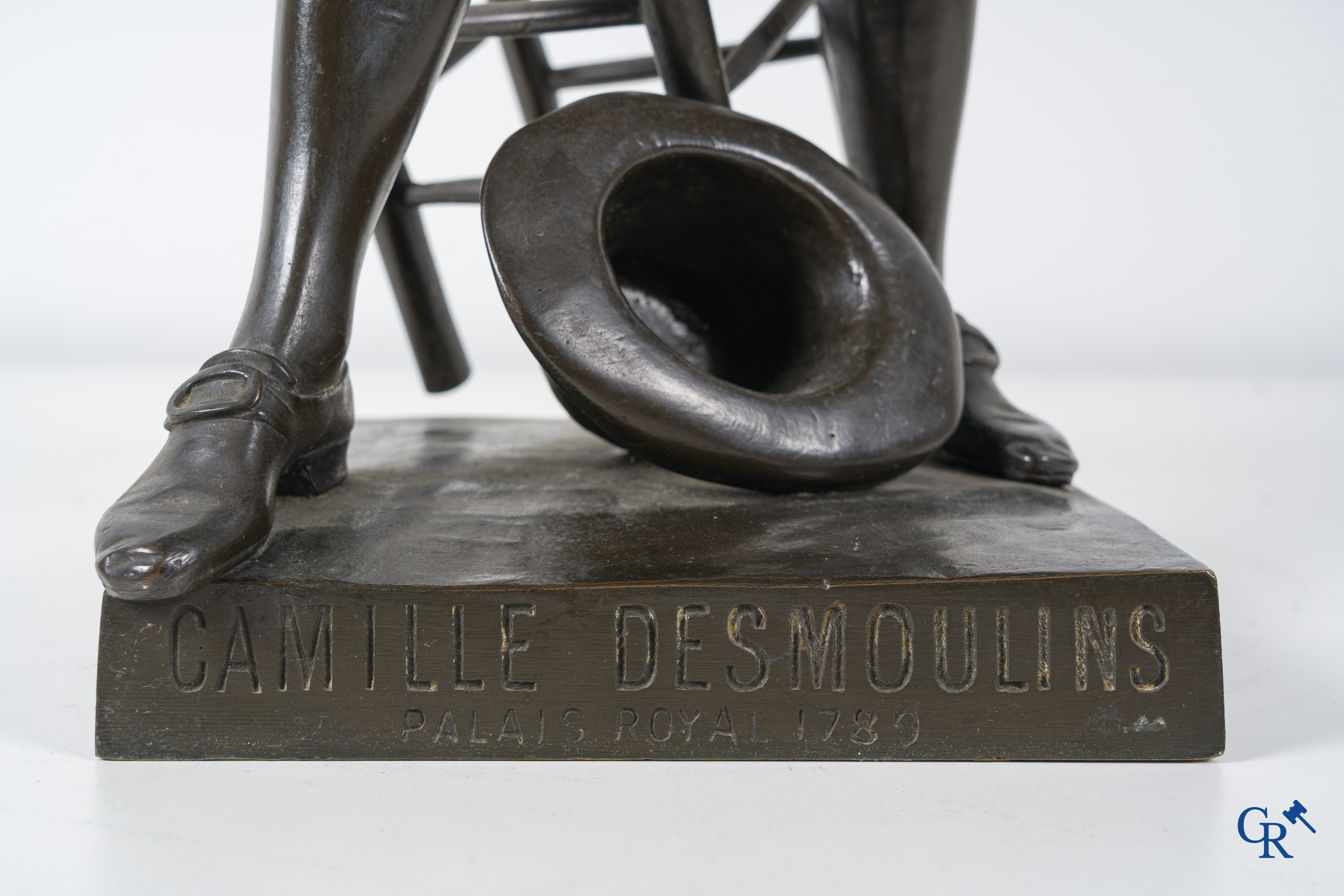 Henry Etienne Dumaige (1830-1888), Camille Desmoulins, Palais Royal 1789. Bronzen beeld, 19e eeuw.