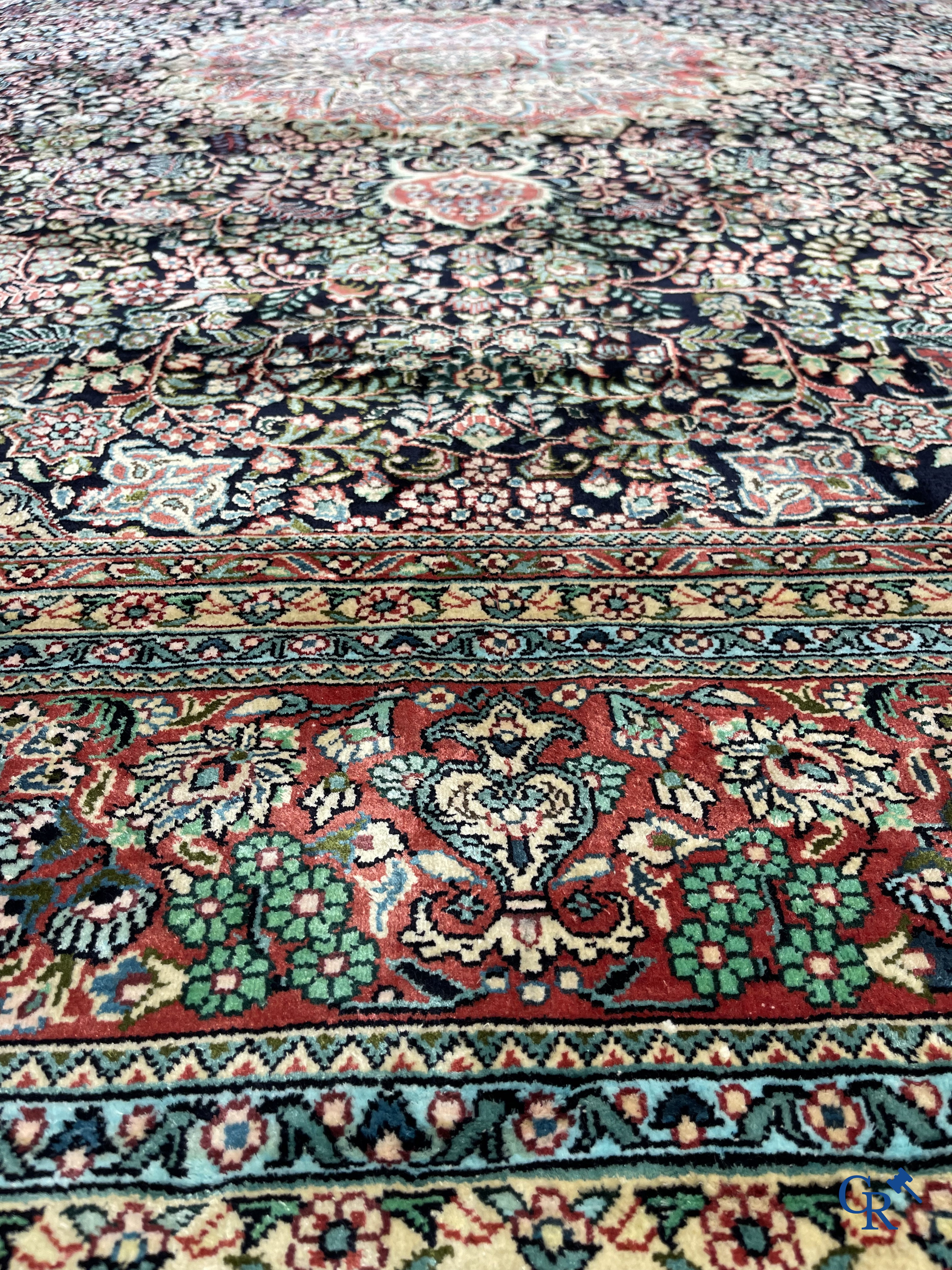 Oriental carpets: Ghoum, an exceptional hand-knotted carpet in wool and silk.