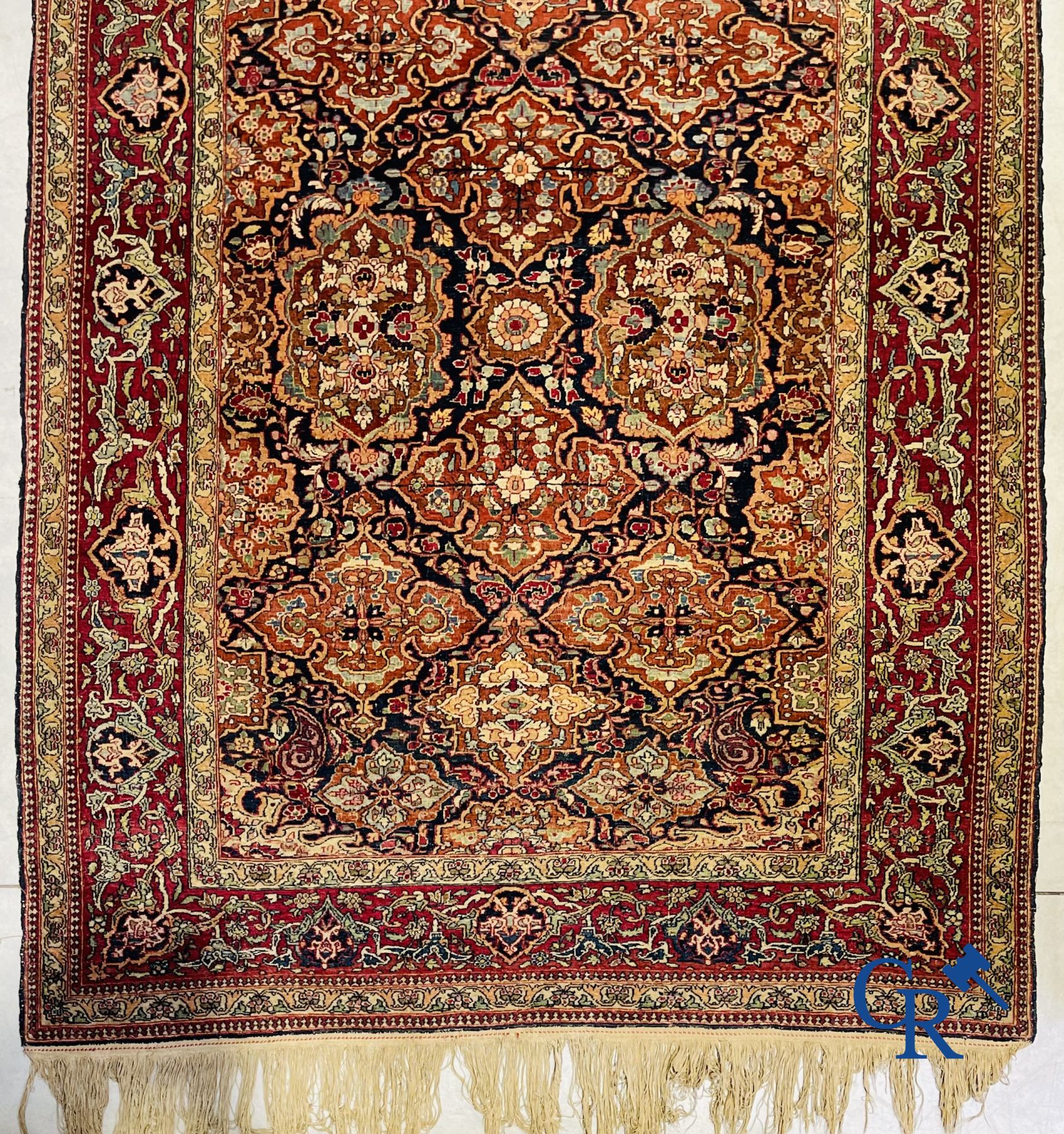 Tapis: Tapis oriental ancien.