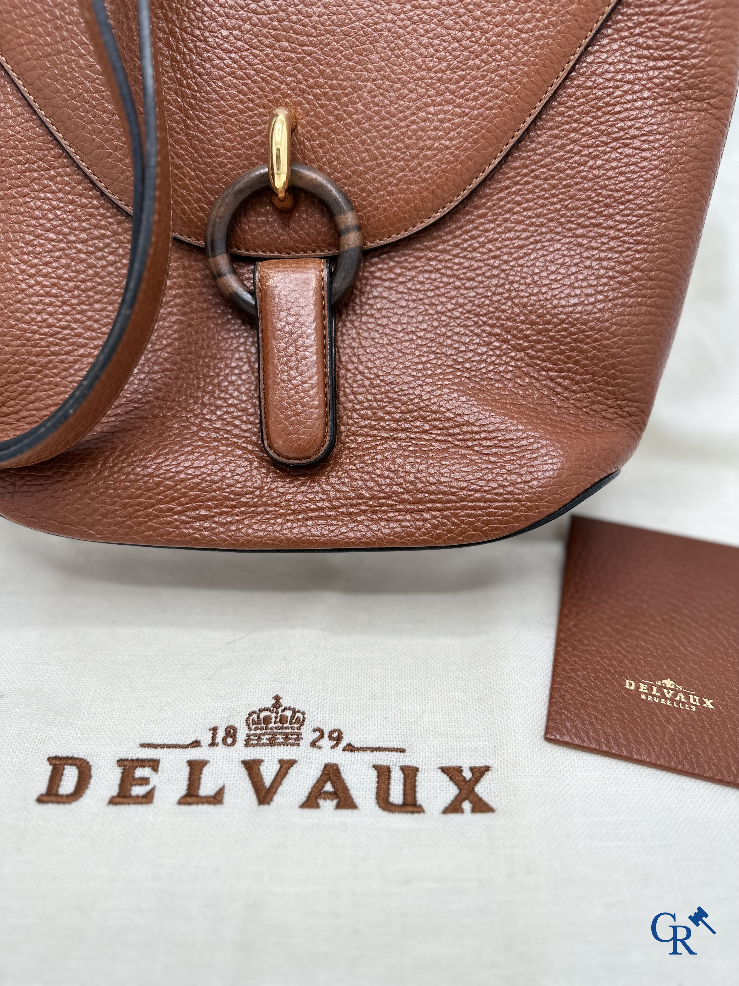 Delvaux: Sac à main vintage en cuir marron.<br />
Excellent état.