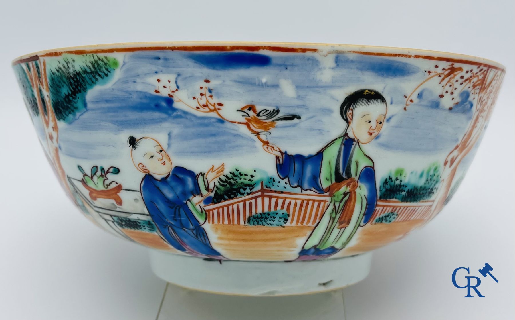 Asian Art: Beautiful lot of Chinese porcelain.