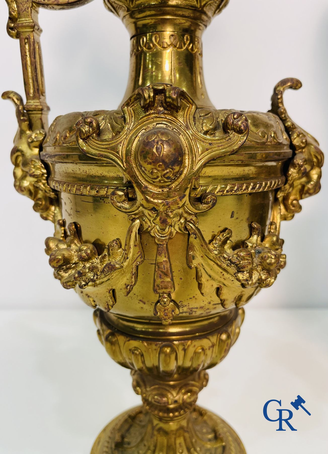 A pair of gilded bronze ewer vases. Napoleon III period.