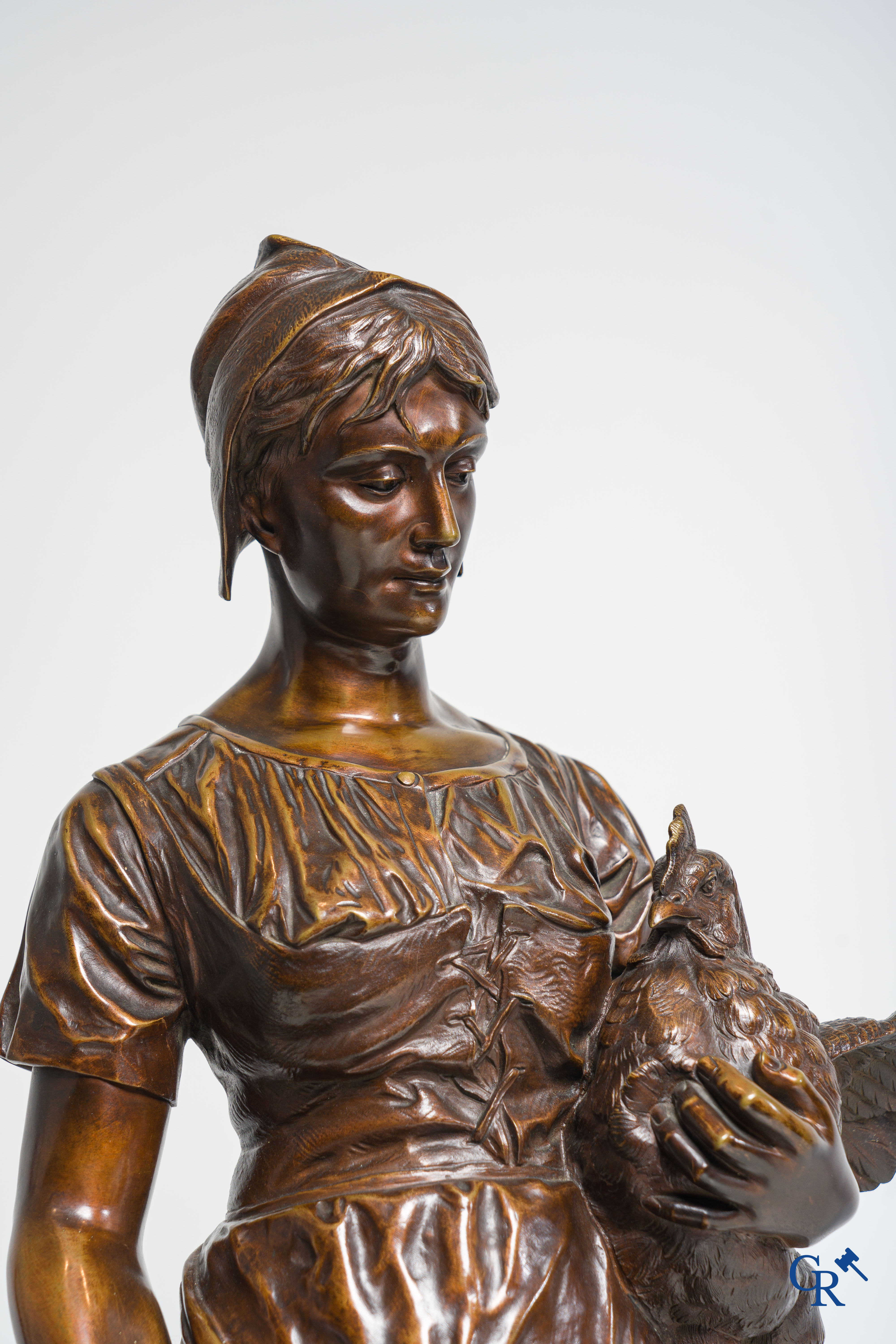 Alfred Barye (1839-1882): Statue en bronze à patine brune. Éleveur de poulets avec poule et les poussins.