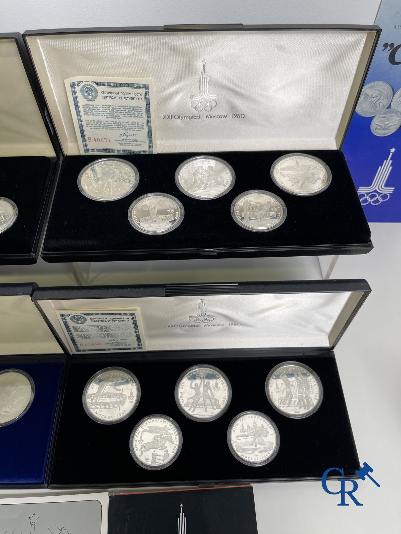 Pièces de monnaie en argent. 6 boîtes de 34 roubles en argent. "Monnaie Olympique Moscou 1980"