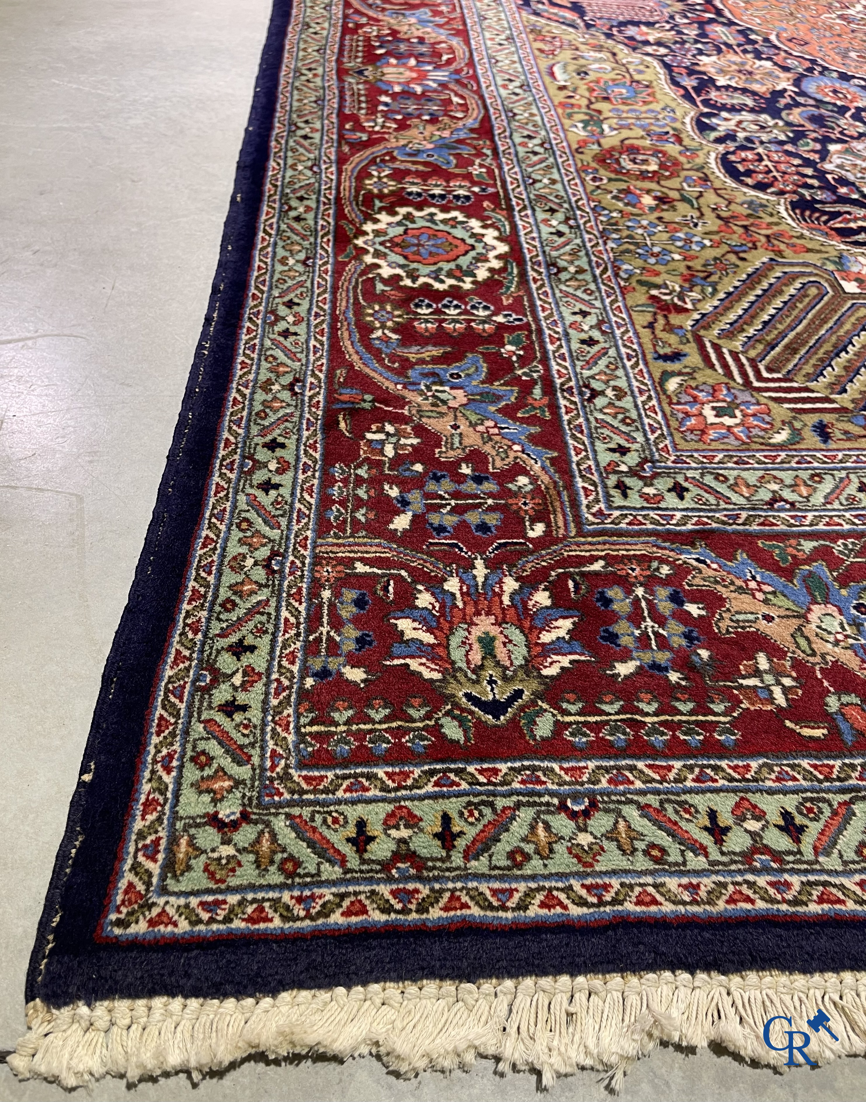 Tapis d'Orient: Tabriz Iran, tapis perse. Grand tapis noué à la main.