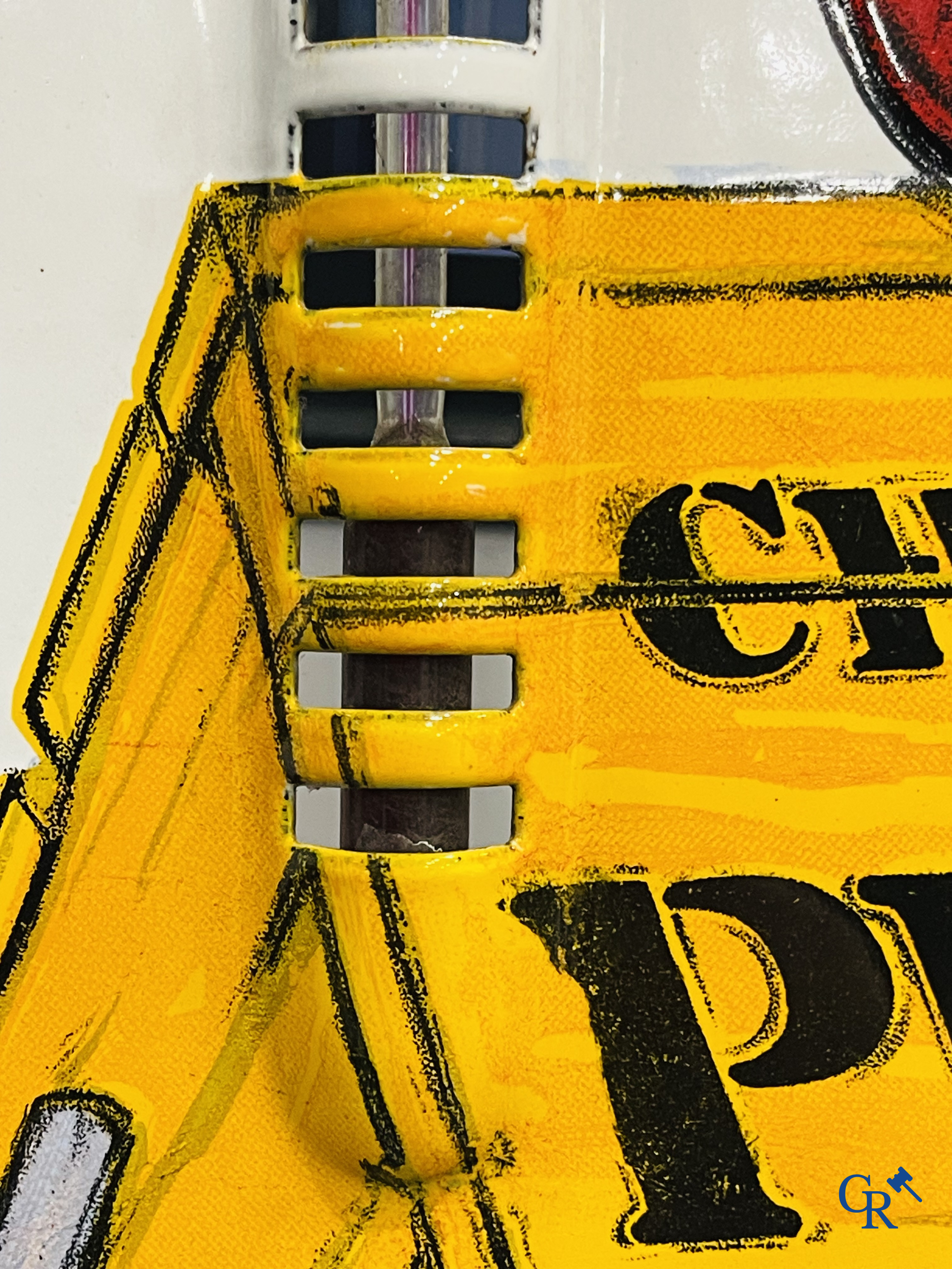 Chocolat Pupier, emaille reclamebord geïllustreerd met het personage ontworpen door Jean D'Ylen. Circa 1930.