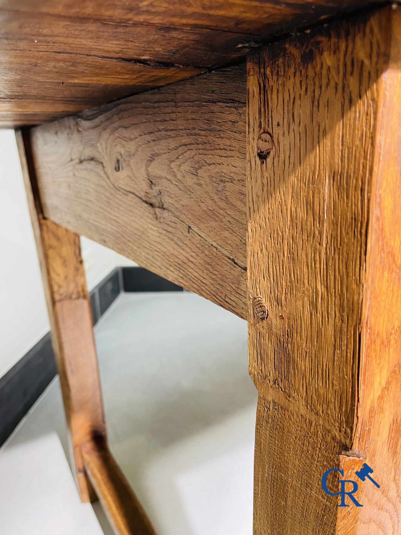 Large table in oak. 18th century.