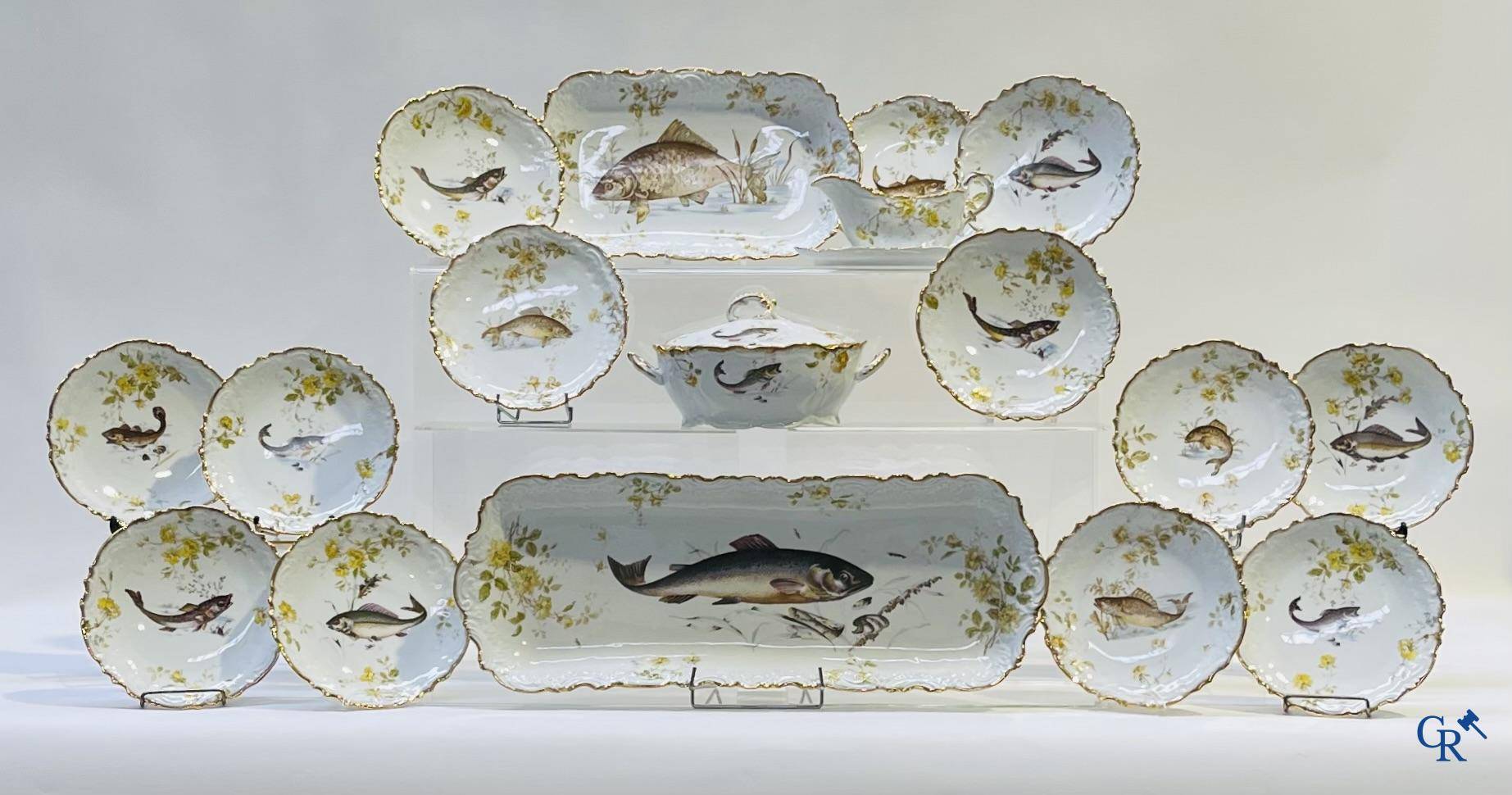 Extraordinary tableware in Brussels porcelain with a theme of freshwater fish.