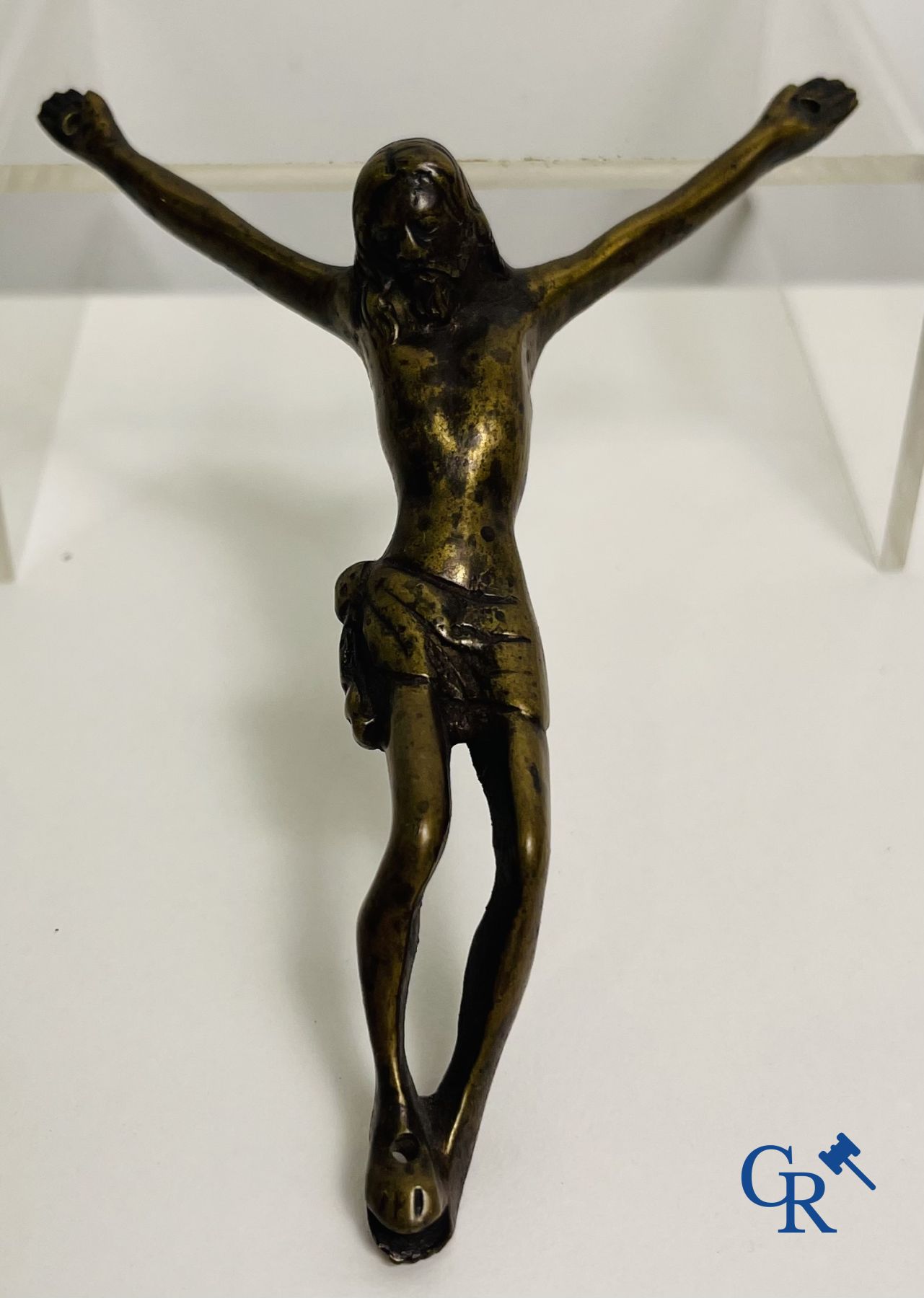 A lot with various religious objects in bronze and metal: corpuses, mortar, etc. 17th-18th-19th centuries.